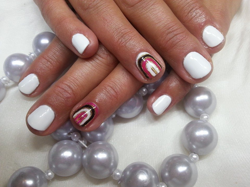 CND Shellac LA22 Nail Design foto 5