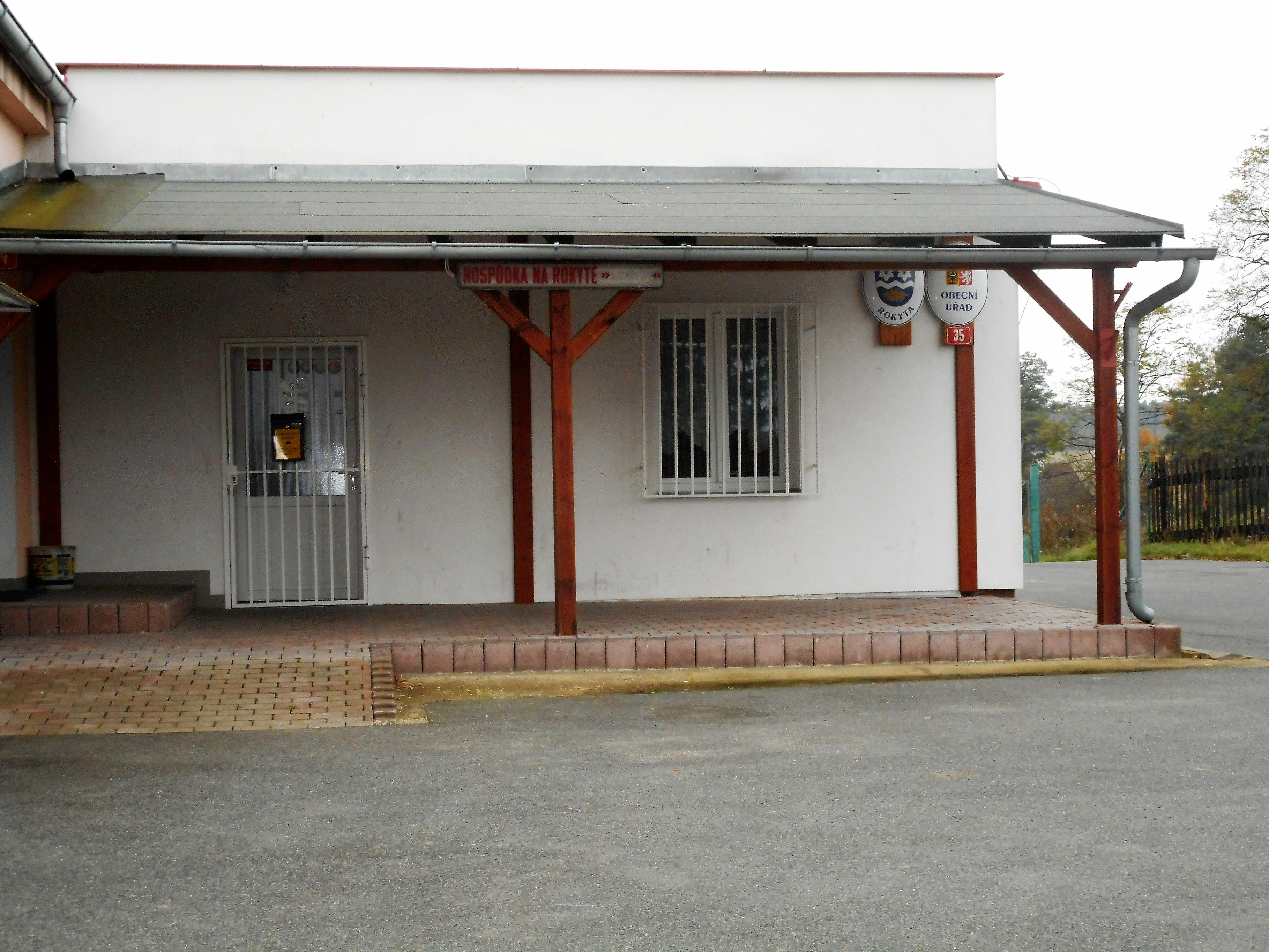 Rokytá - obecní úřad foto 2