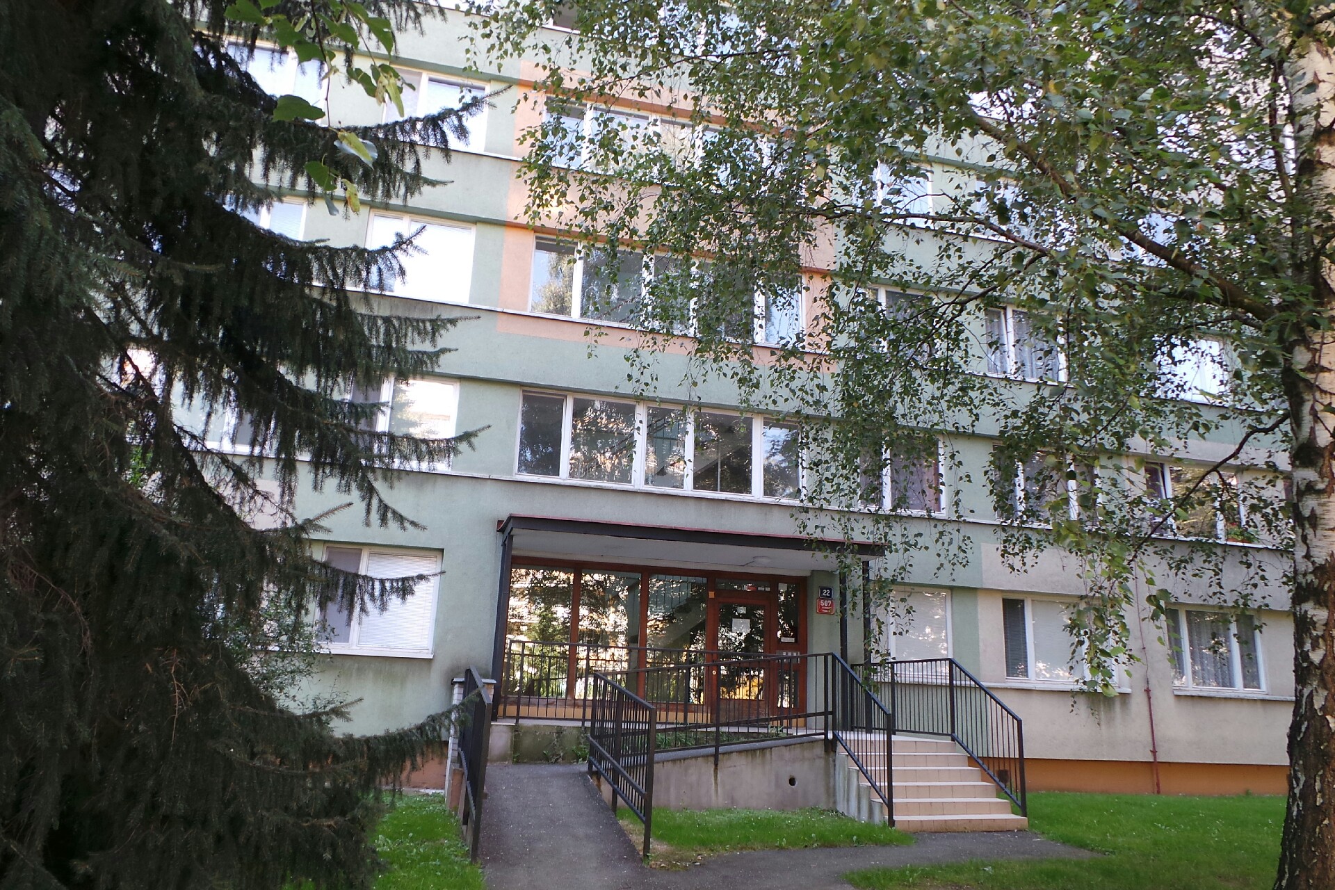 Zámečnistcí Jariš