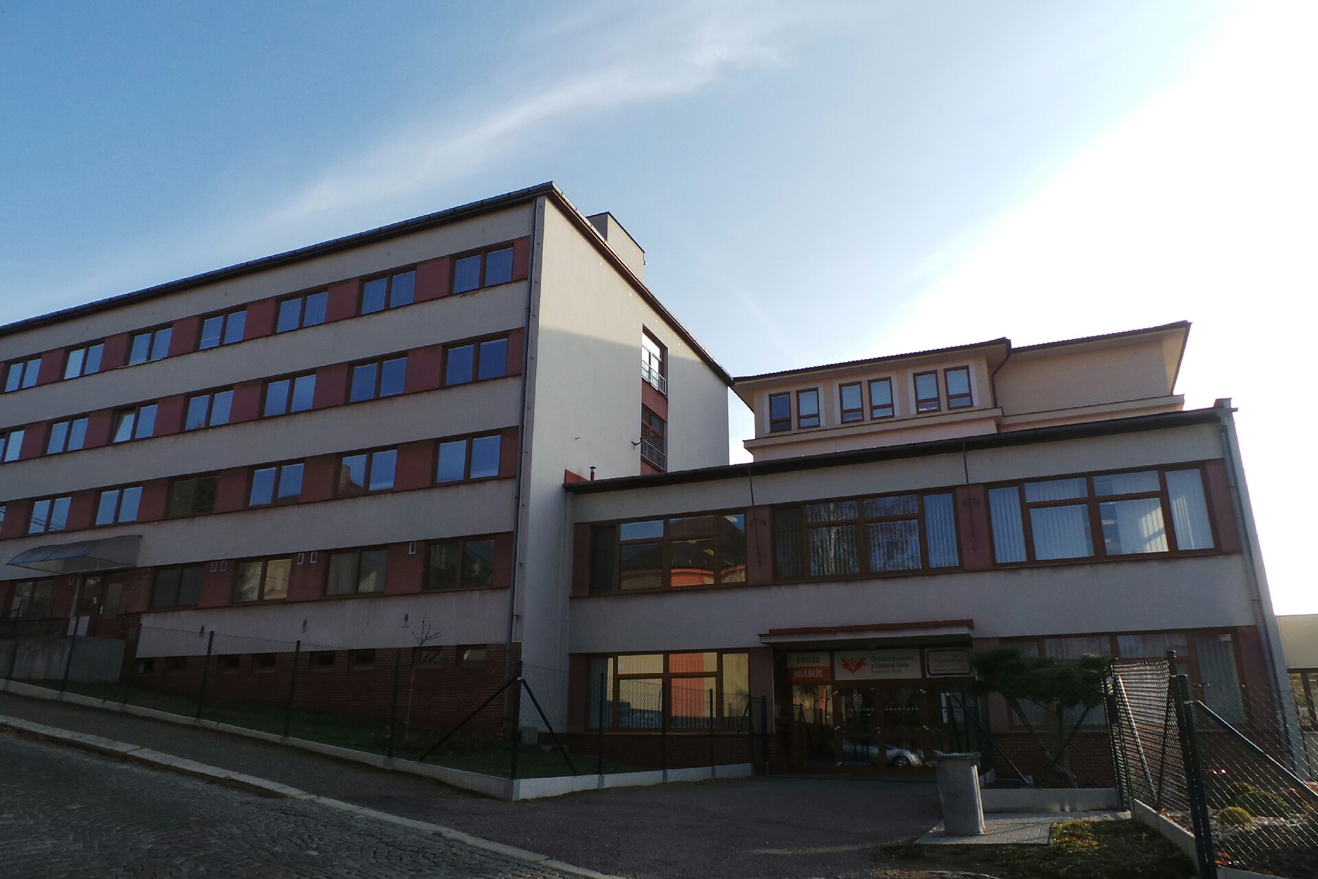 Obchodní akademie a Hotelová škola Havlíčkův Brod - Internát