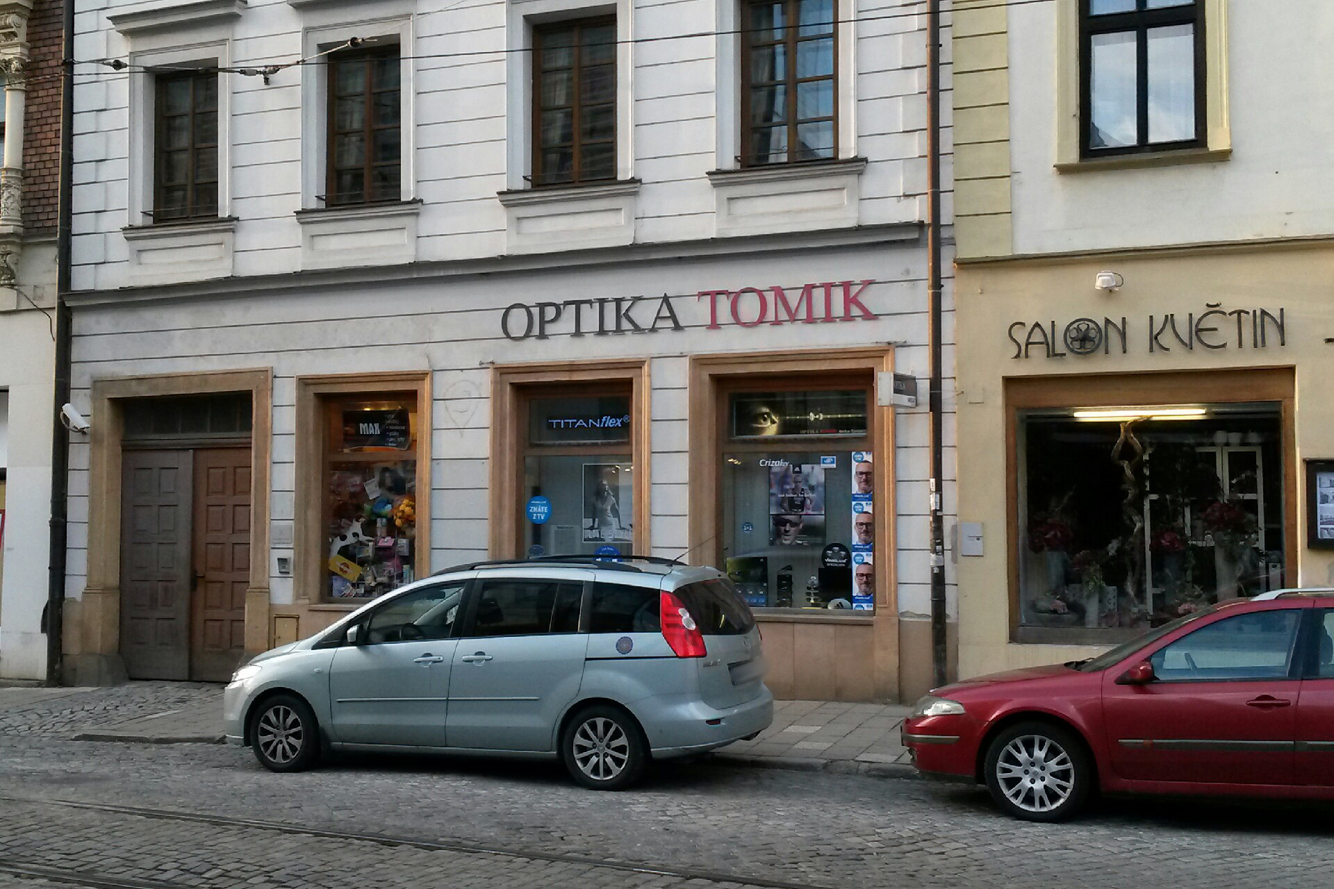 Optika Tomik