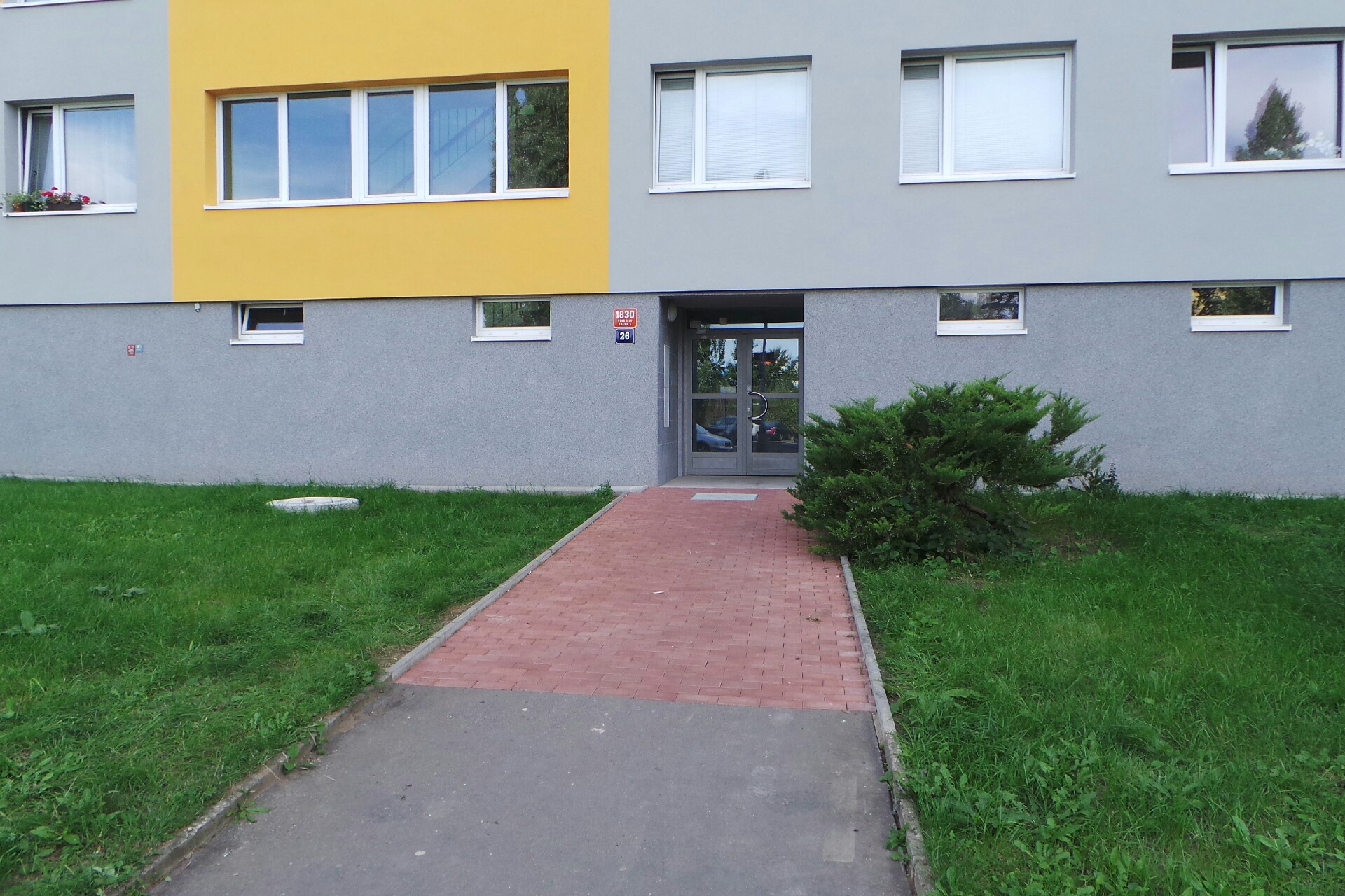 MORAVIA CONTACT, spol. s r.o.