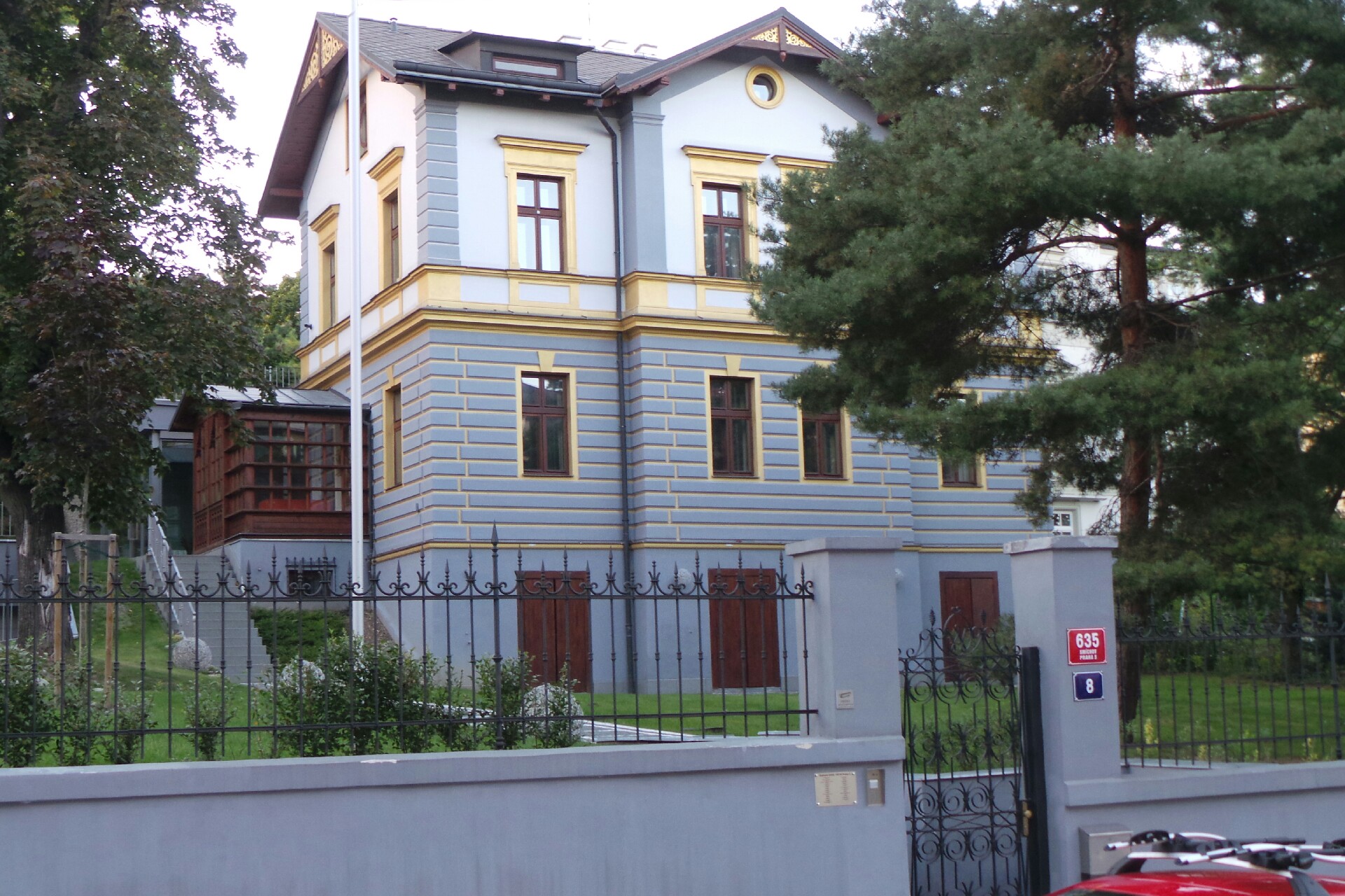 Mgr. Alena Haplová, advokát foto 1