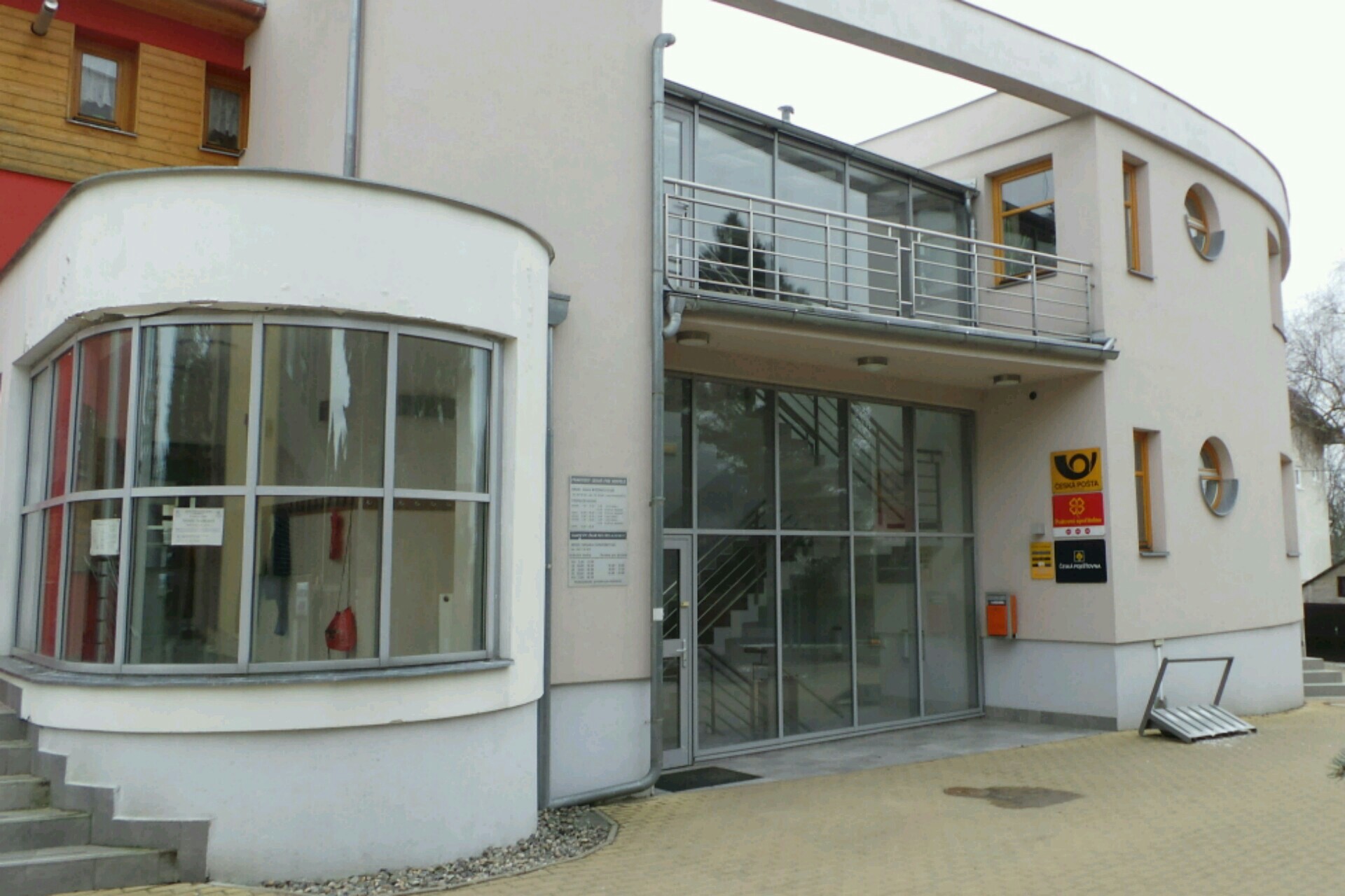 MUDr. Hana Božinovová