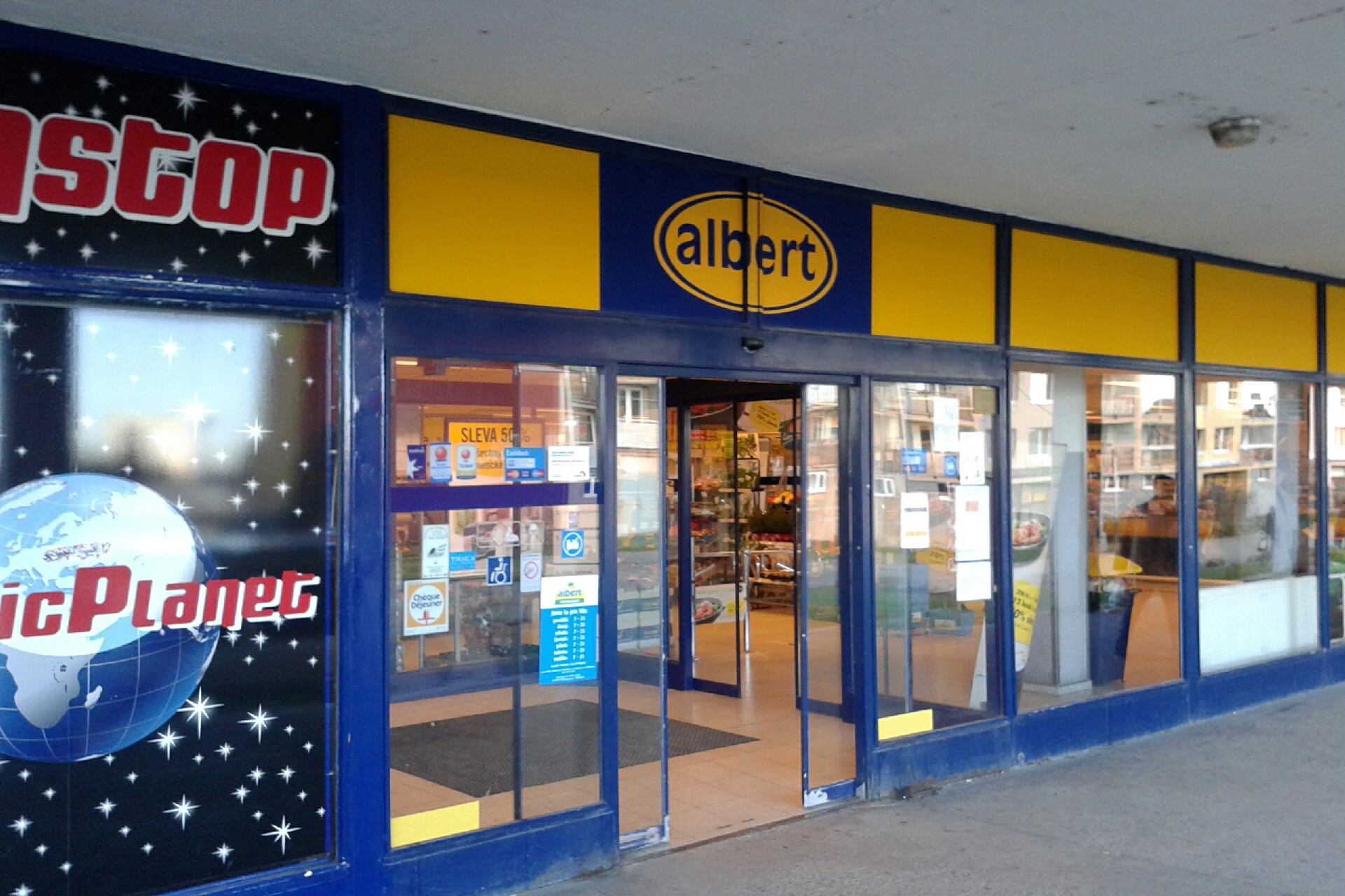 Albert Supermarket