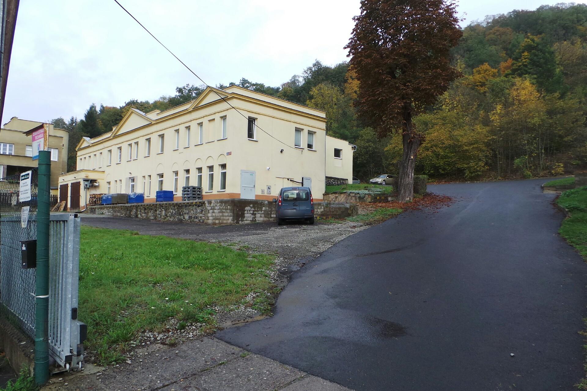 AVAROS s.r.o. - údržba zeleně