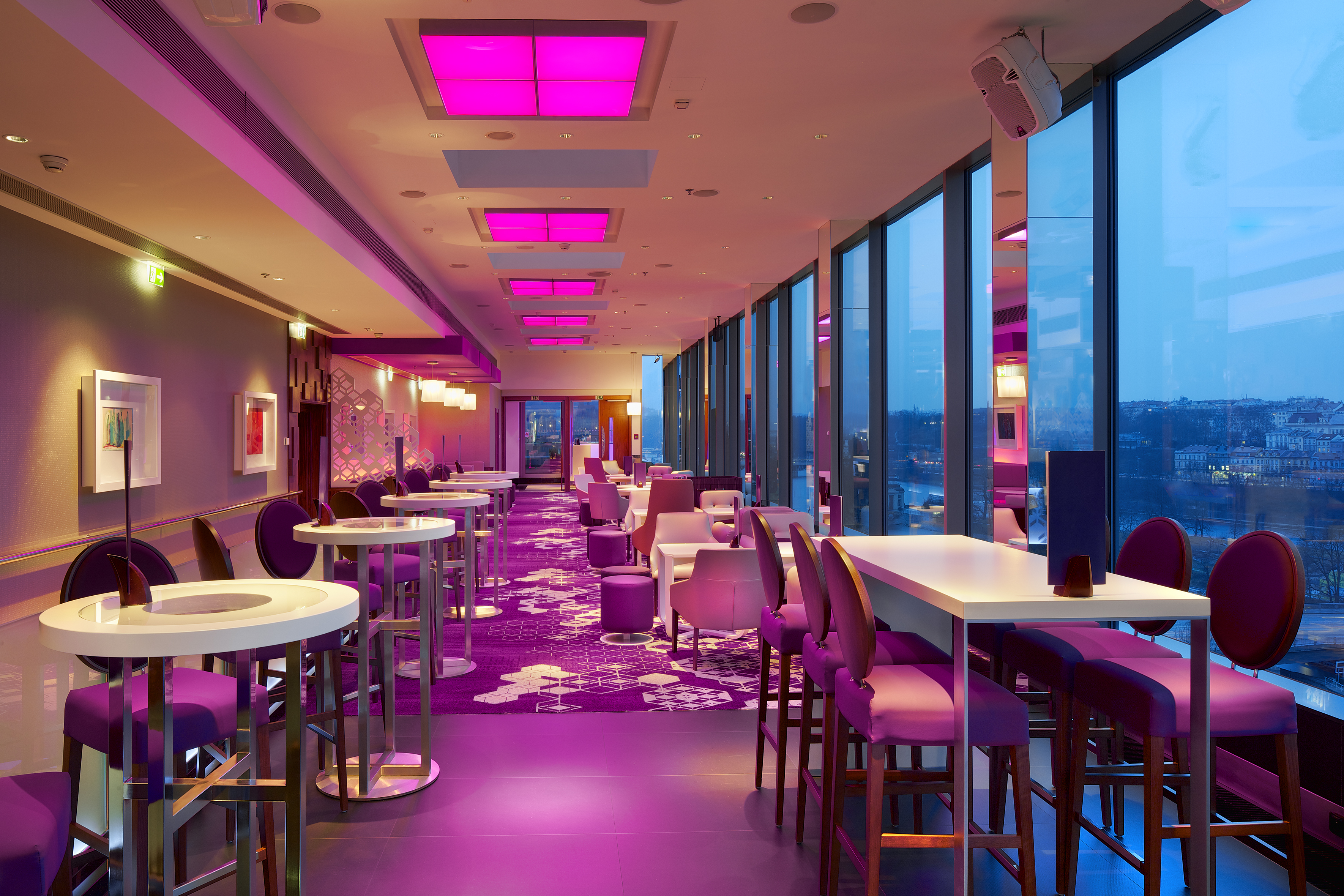 Cloud 9 Sky Bar & Lounge foto 6