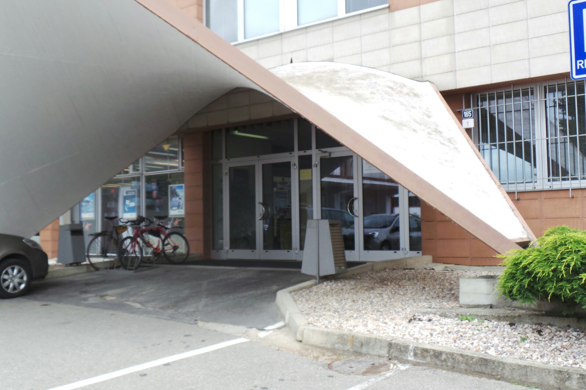 Oborová zdravotní pojišťovna zaměstnanců bank, pojišťoven a stavebnictví