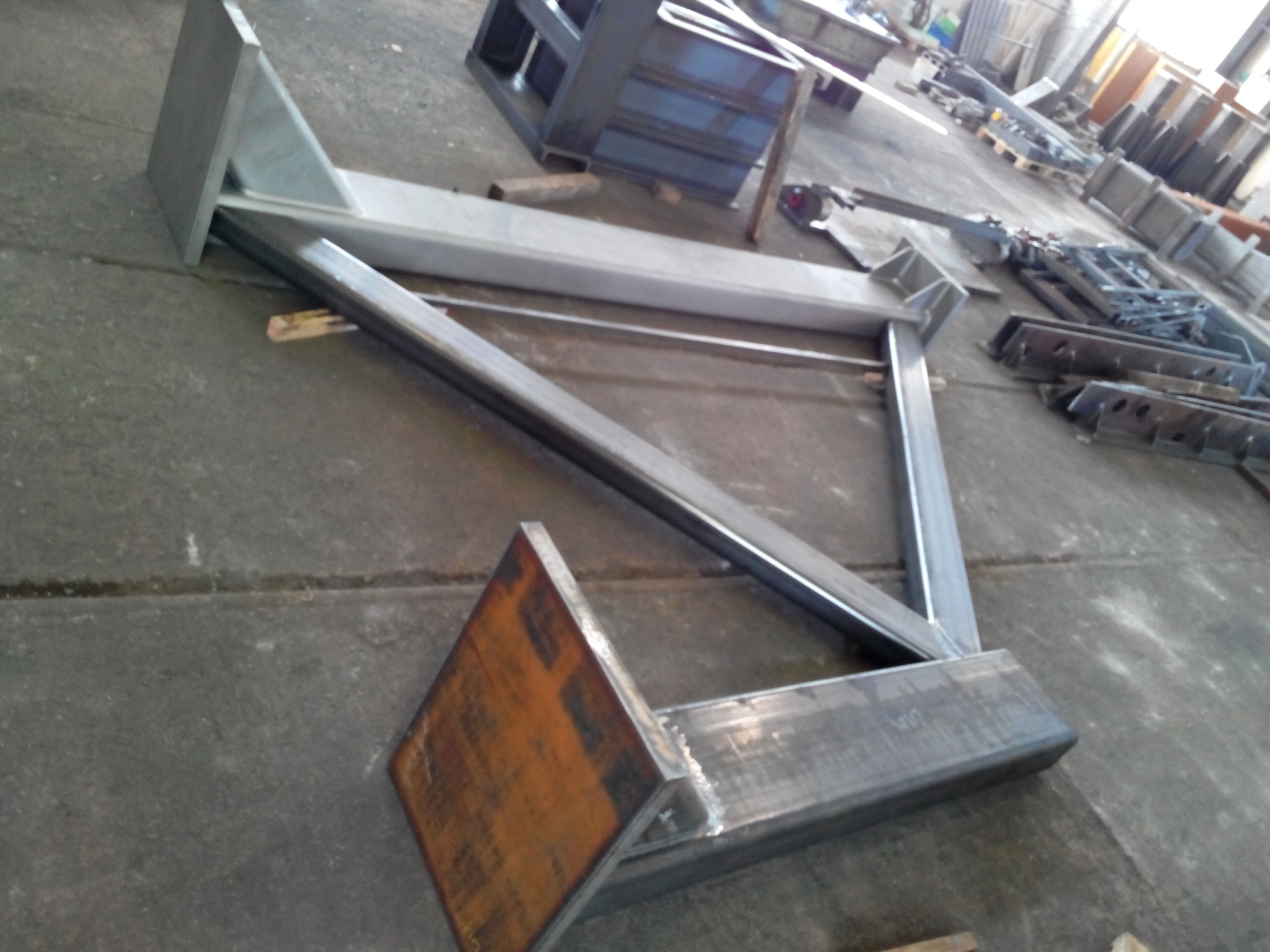 RM CORRECT STEEL GROUP, s.r.o. foto 5