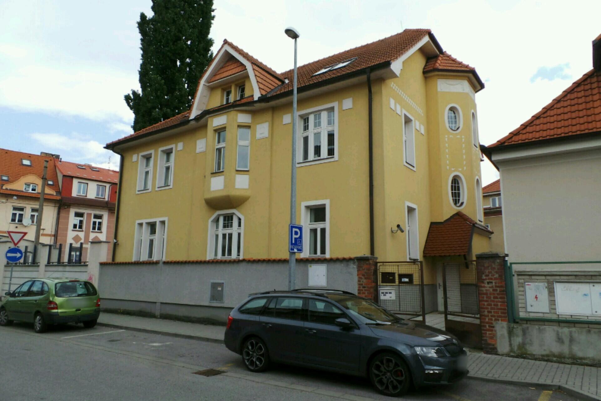 Mgr. Ing. Martin Zvěřina, advokát