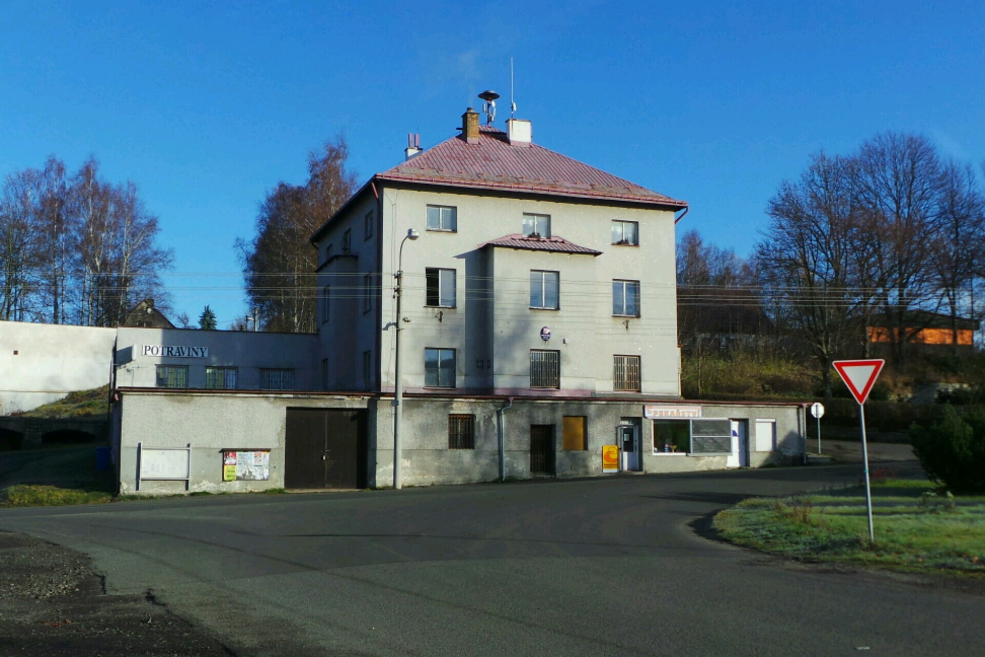 Nová Ves nad Nisou - obecní úřad