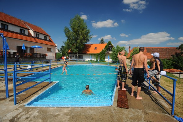 Rekreační zařízení Radost foto 2