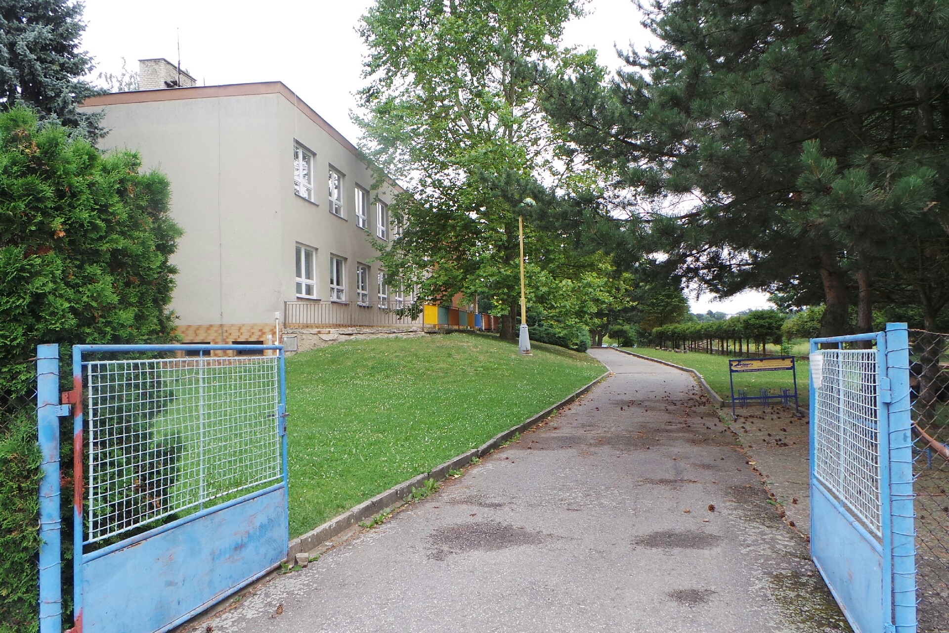 ZŠ a MŠ Dolní Životice