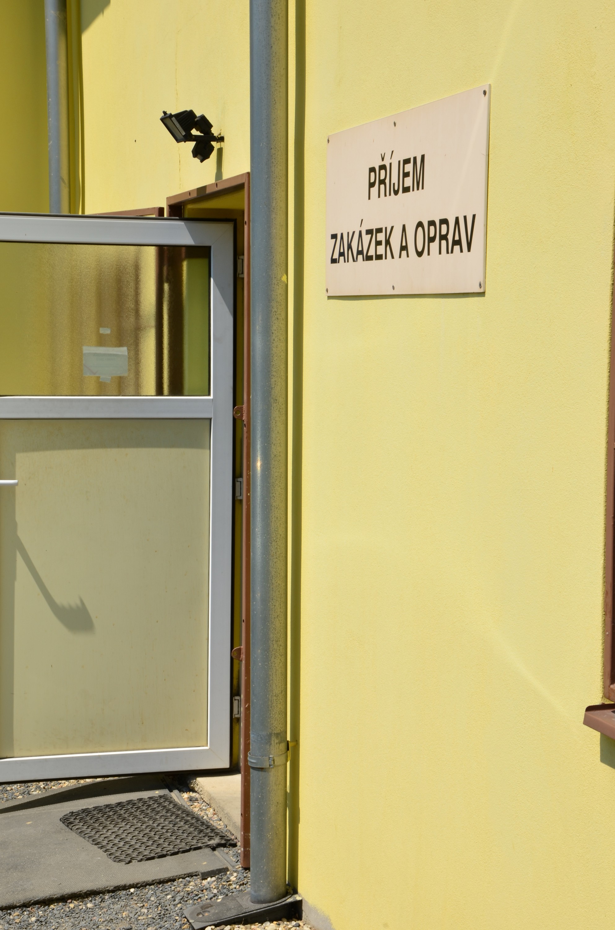 Autoservis PLYNOMONT spol. s r.o. foto 3