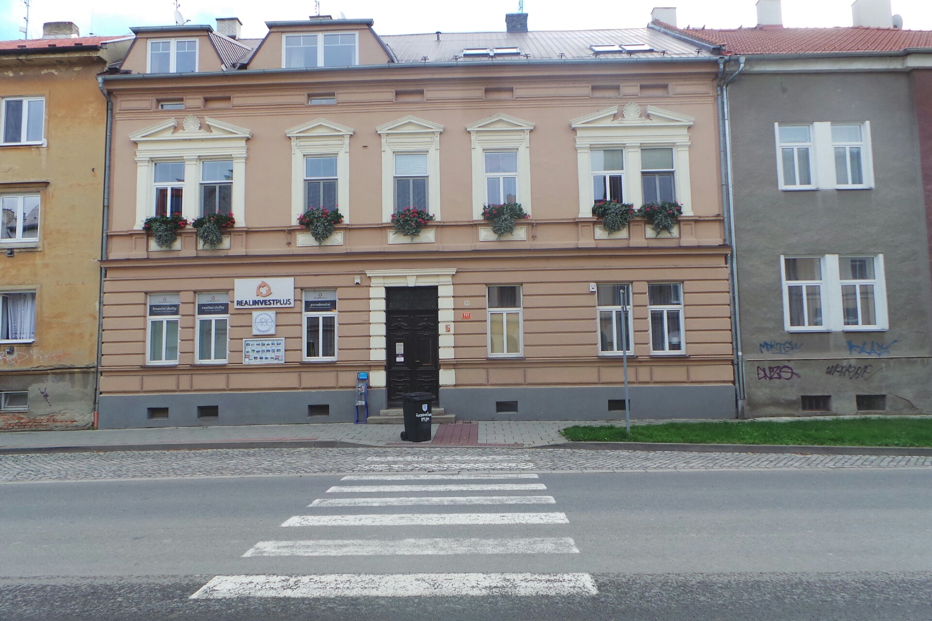 REAL INVEST PLUS, s.r.o.