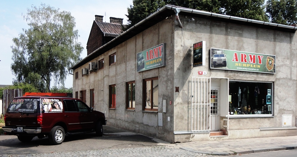 ARMY-SURPLUS foto 2