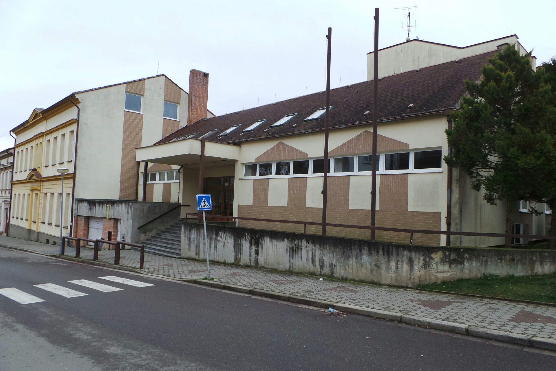 Gymnázium Dr. A. Hrdličky Humpolec