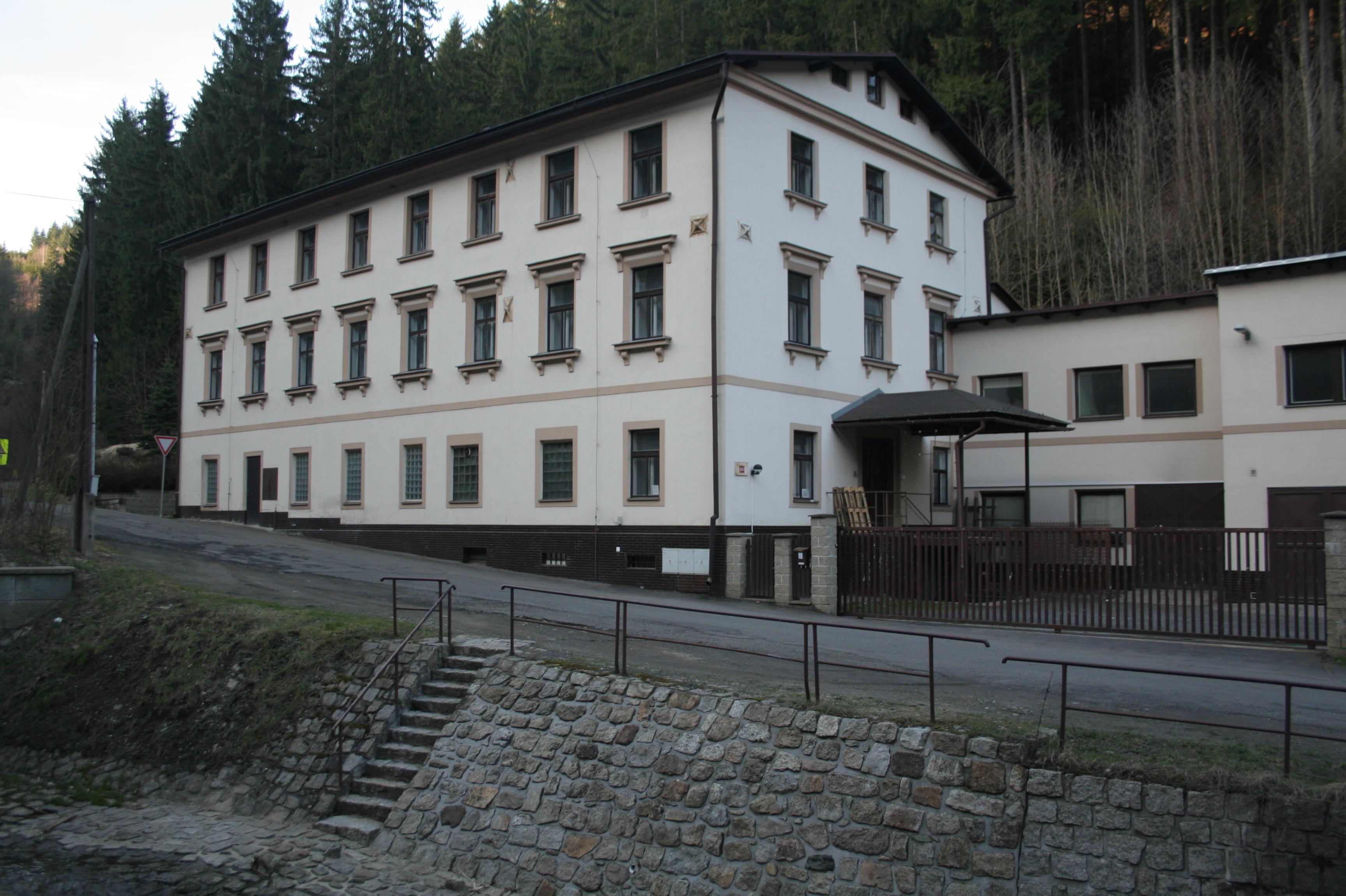 JAPECH - zakázková kovovýroba foto 3