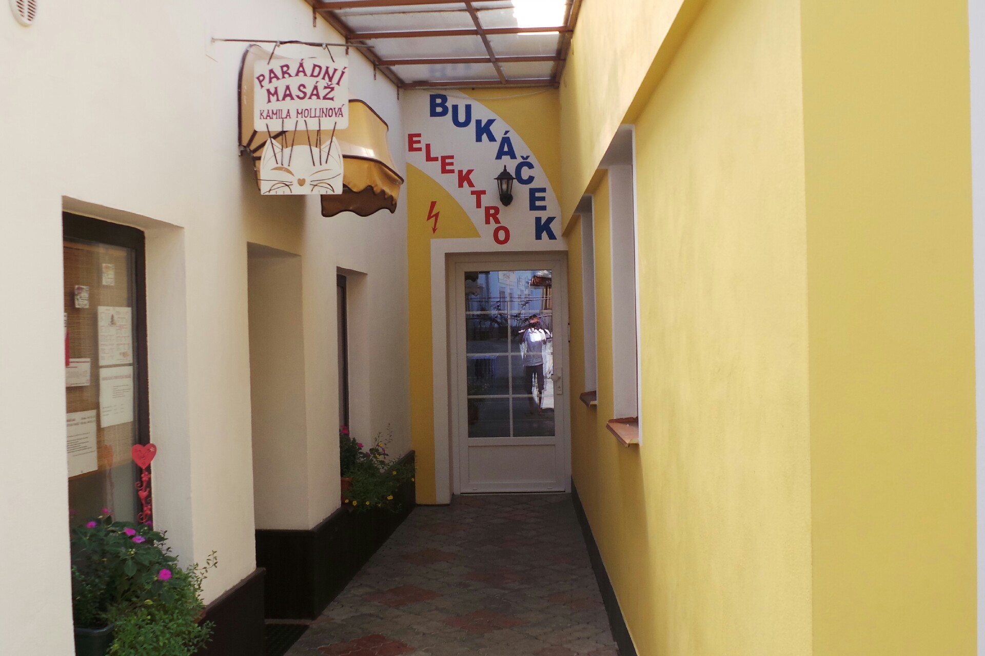 BUKÁČEK ELEKTRO, s.r.o.