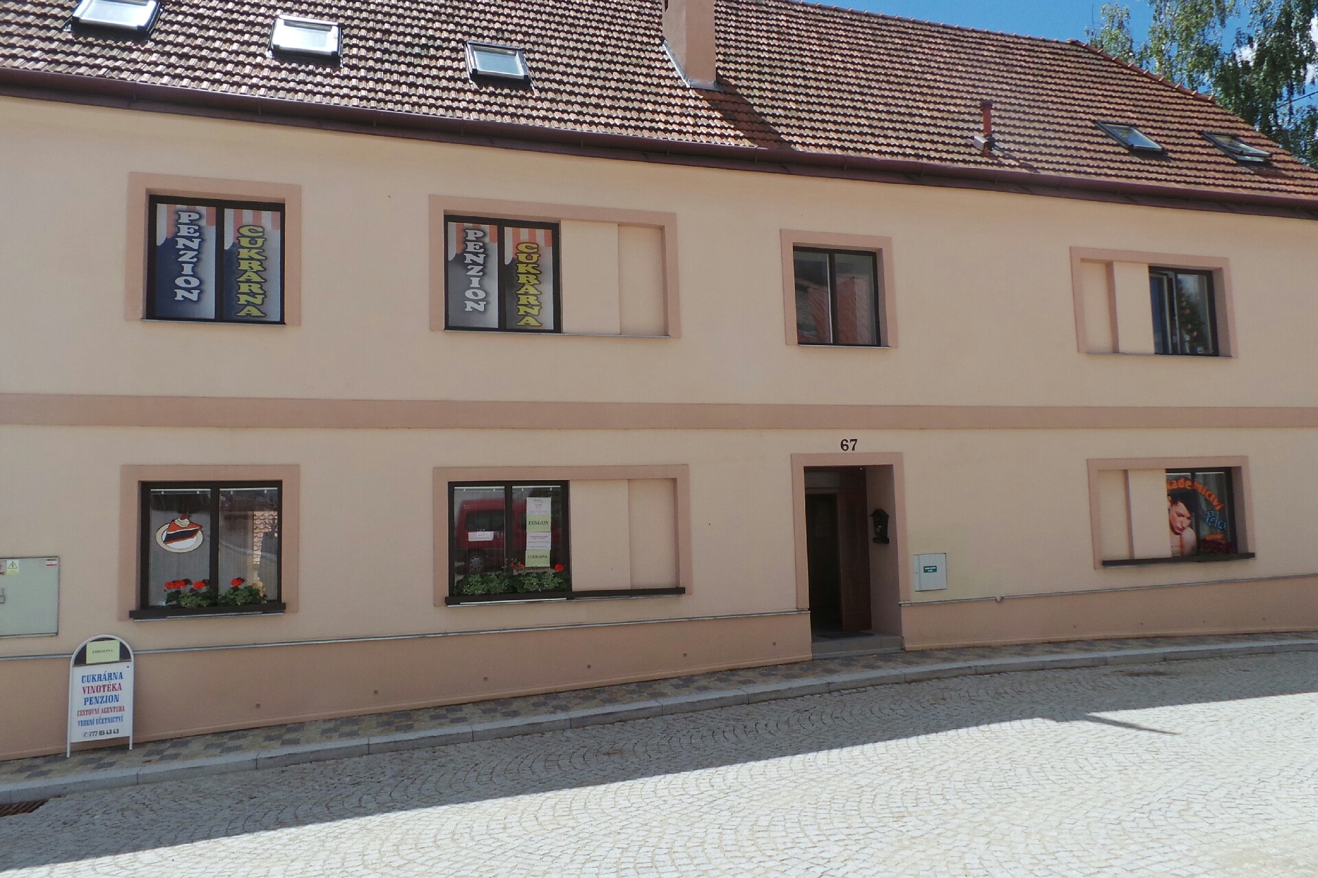 Prodejna knih Pivovarská 67 foto 1