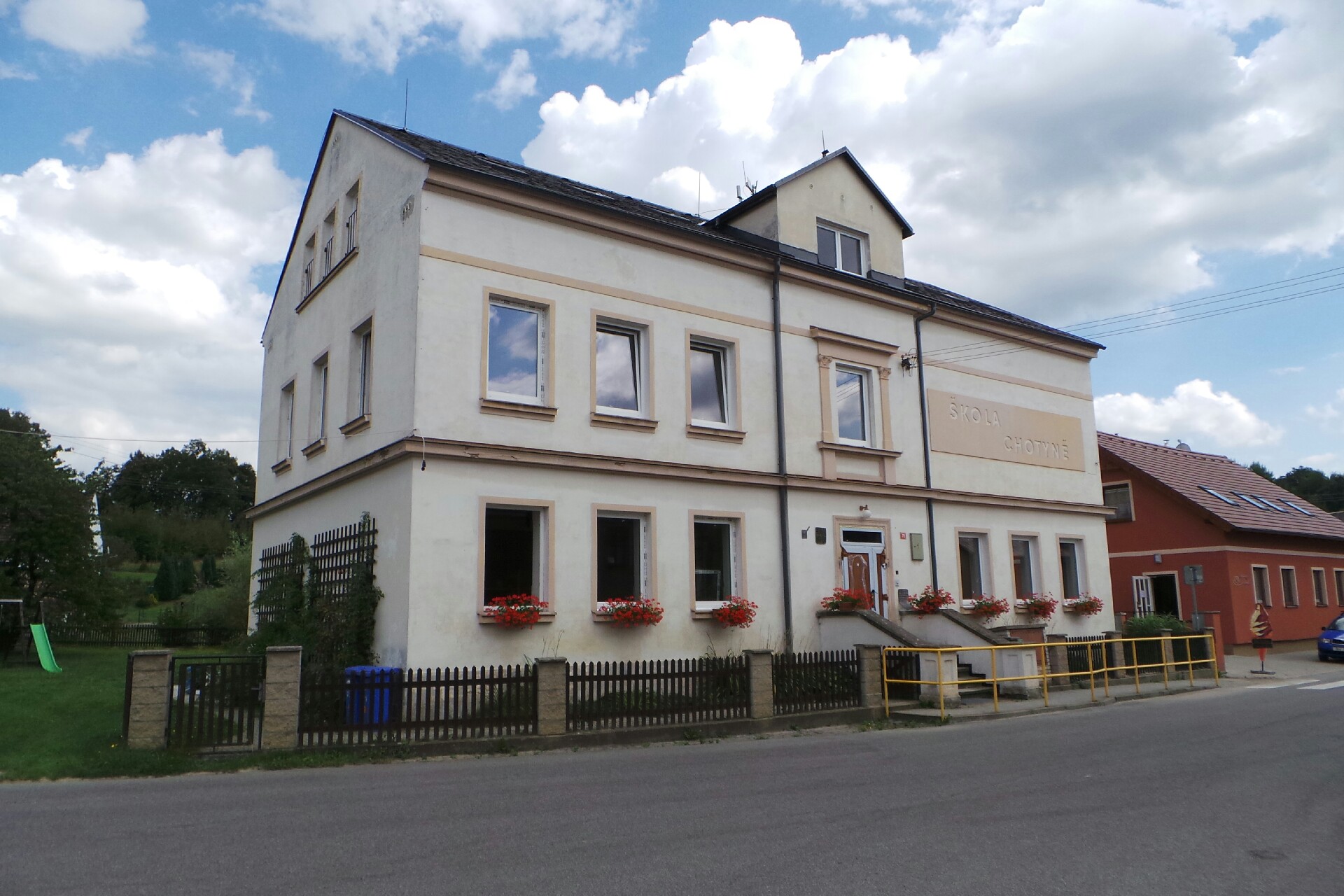 ZŠ a MŠ Chotyně