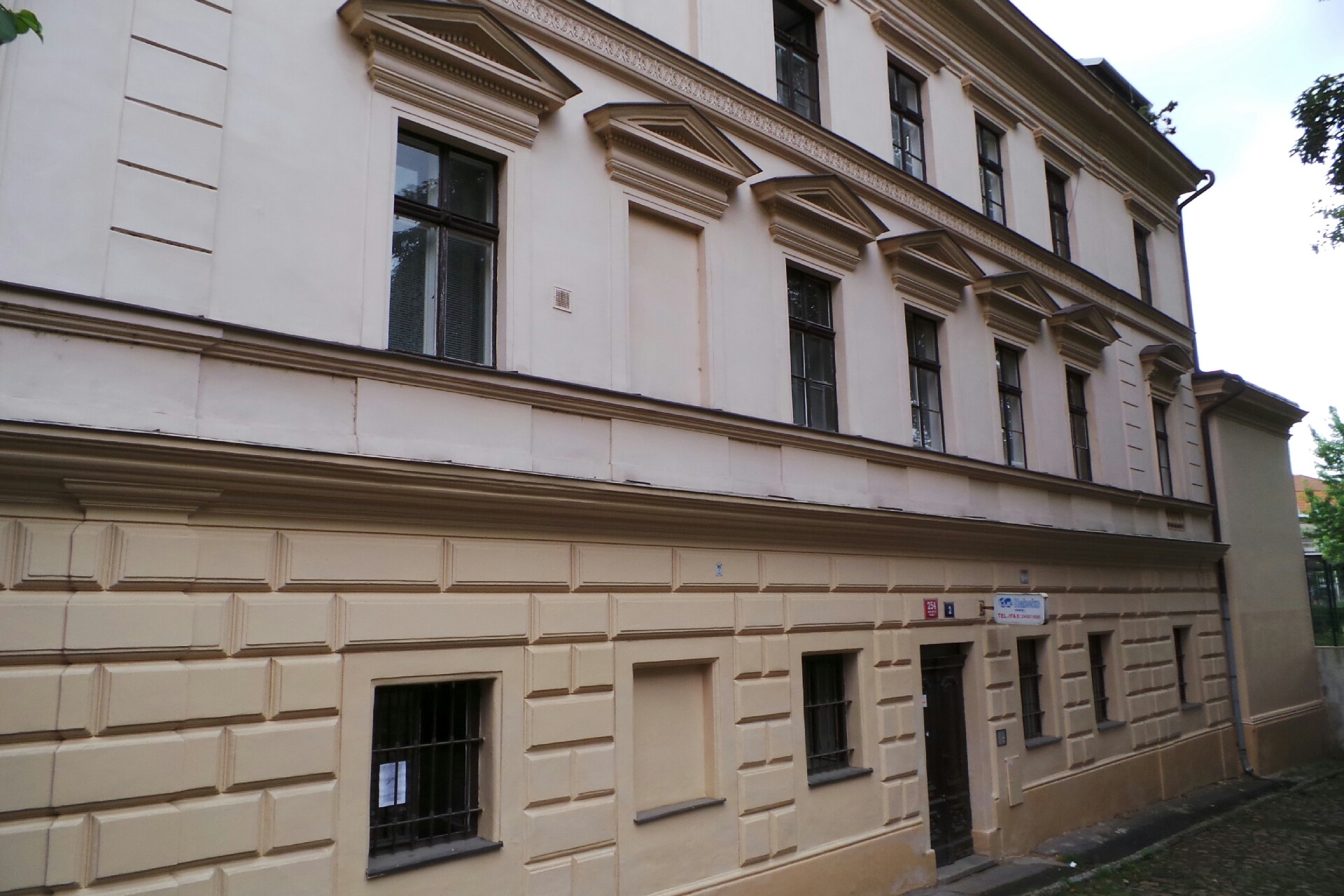 Sdružení výtvarníků Výtoň - Hyperaktiv studios