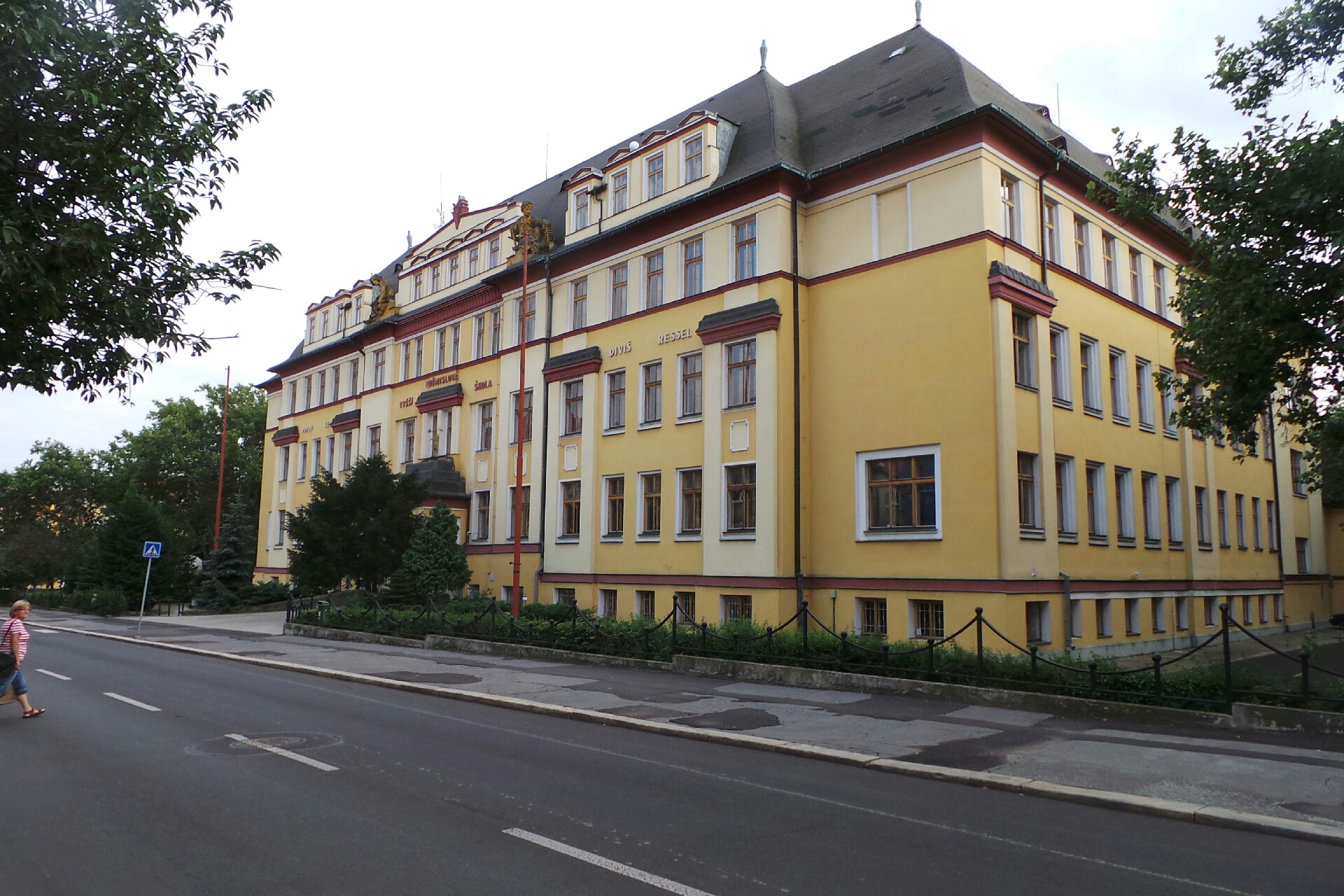 Střední průmyslová škola a Vyšší odborná škola, Chomutov