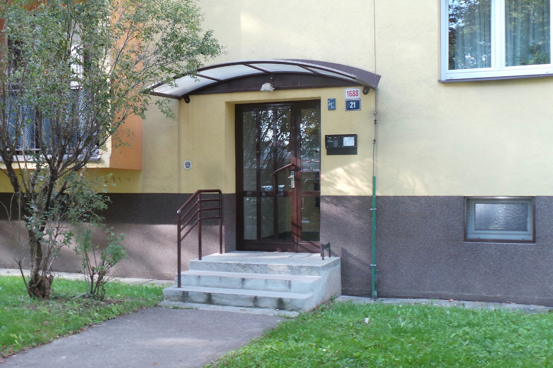 David Urbánek - DANMON