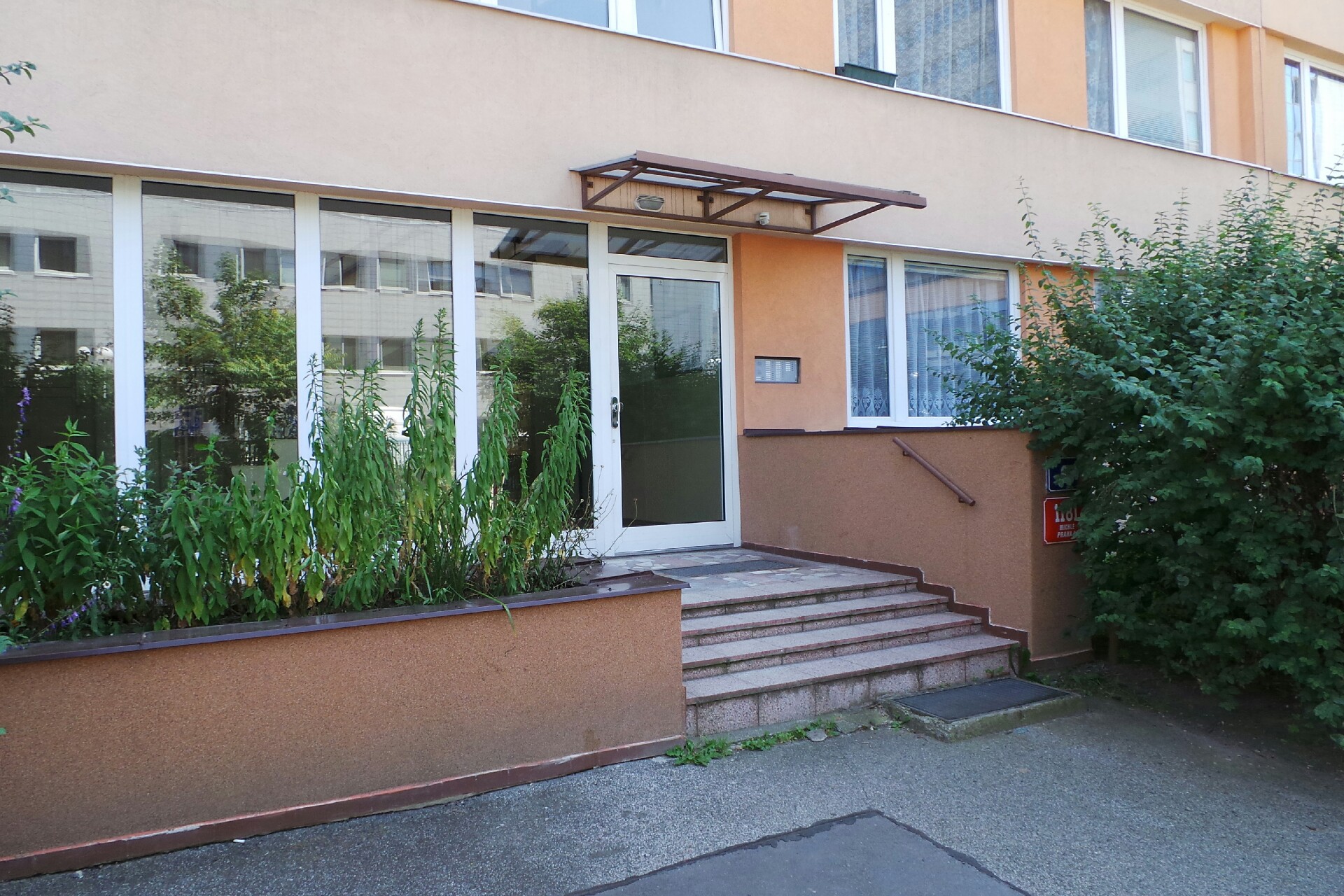 Mgr. Ilona Hulínová-Mihalcová foto 1