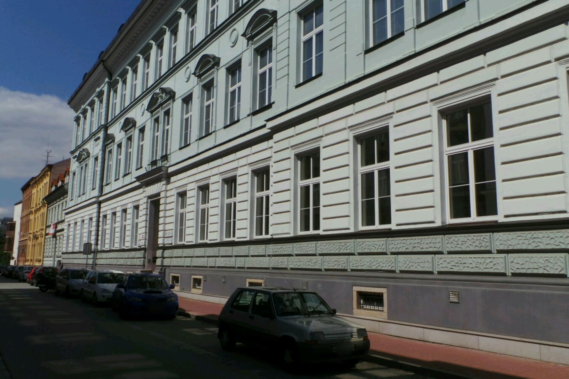 Střední škola a Vyšší odborná škola cestovního ruchu, České Budějovice - Školní jídelna