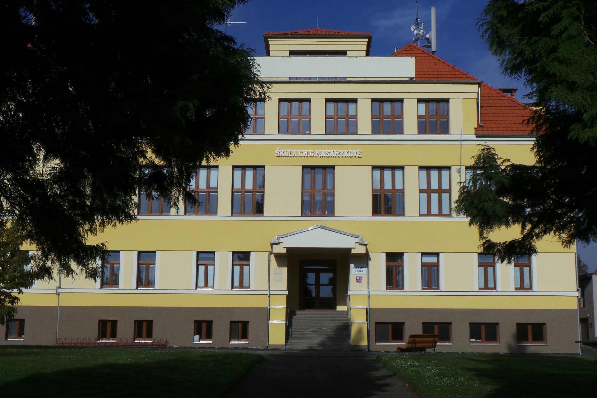 ZŠ Charlotty Garrigue Masarykové Lány