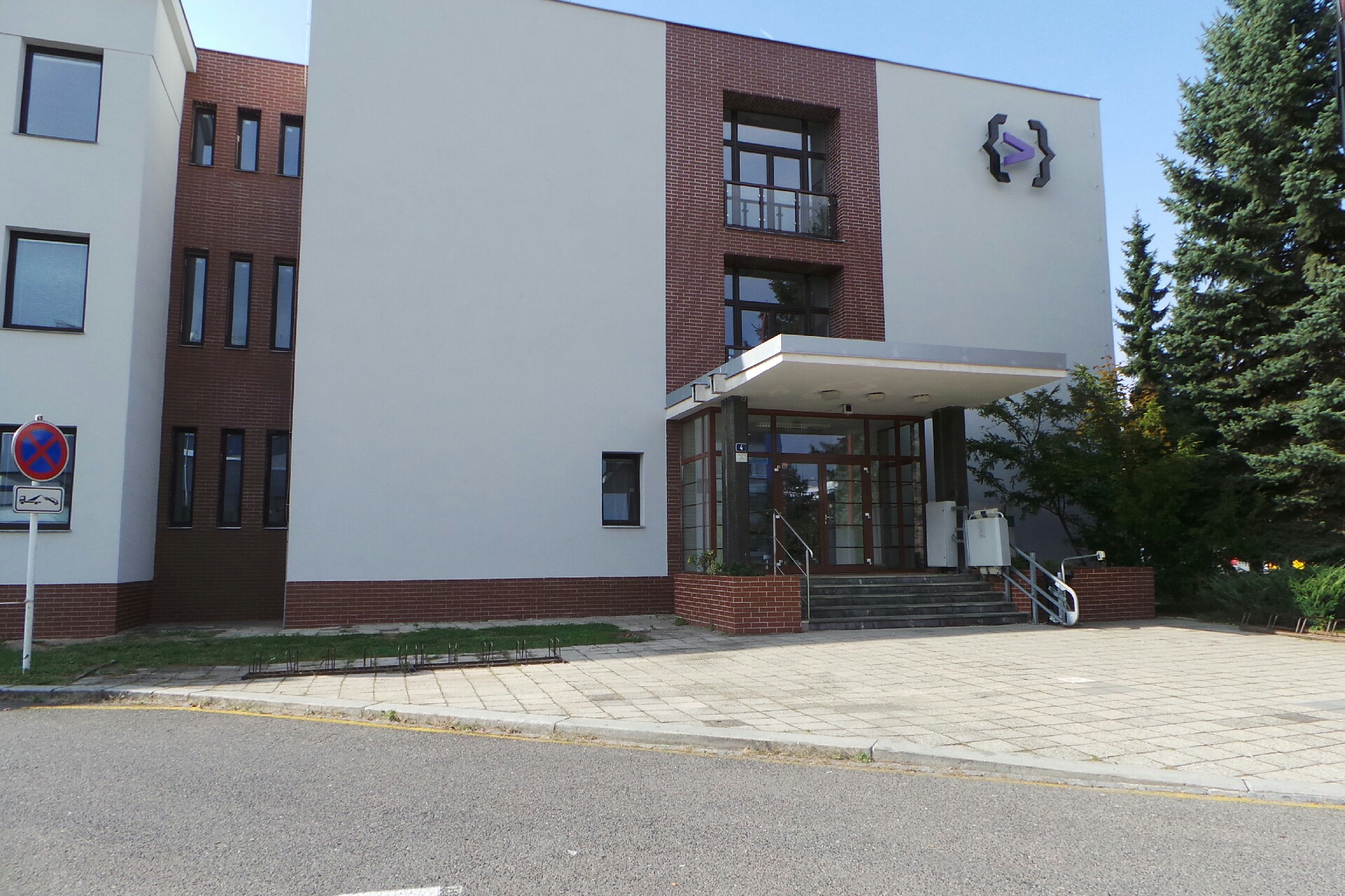 Univerzita Hradec Králové - Centrum jazykové přípravy Filosofické fakulty