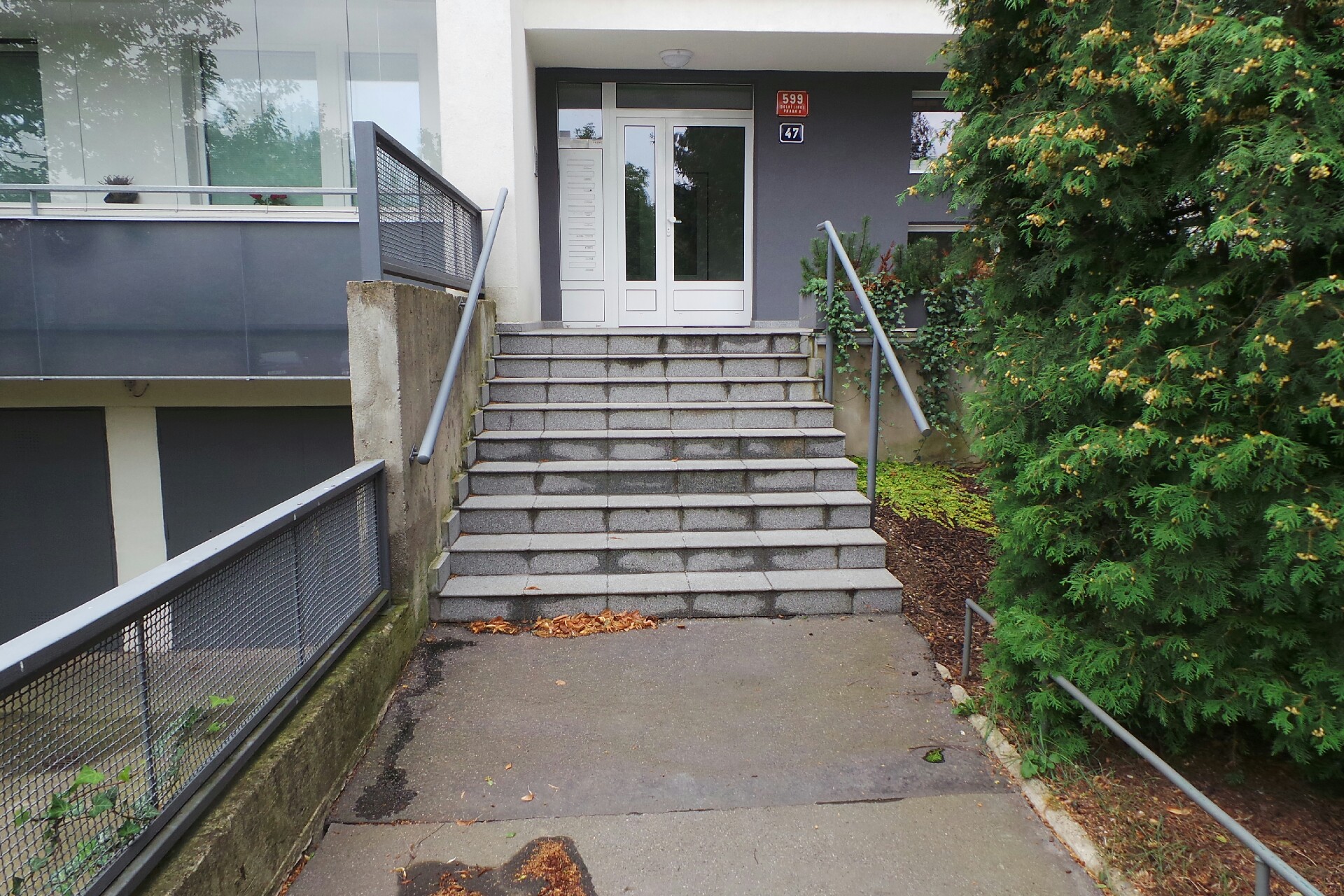 Kytarářství Hruš