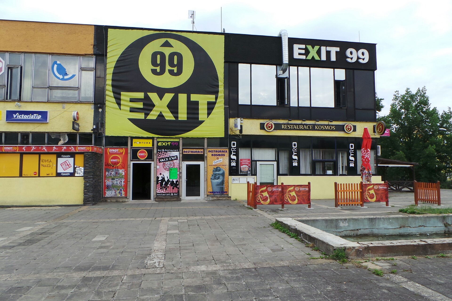 Bar Exit 99
