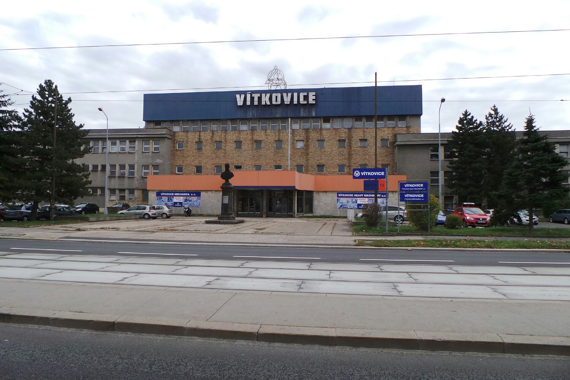 PRVNÍ VÍTKOVICKÁ PERSONÁLNÍ, s.r.o.