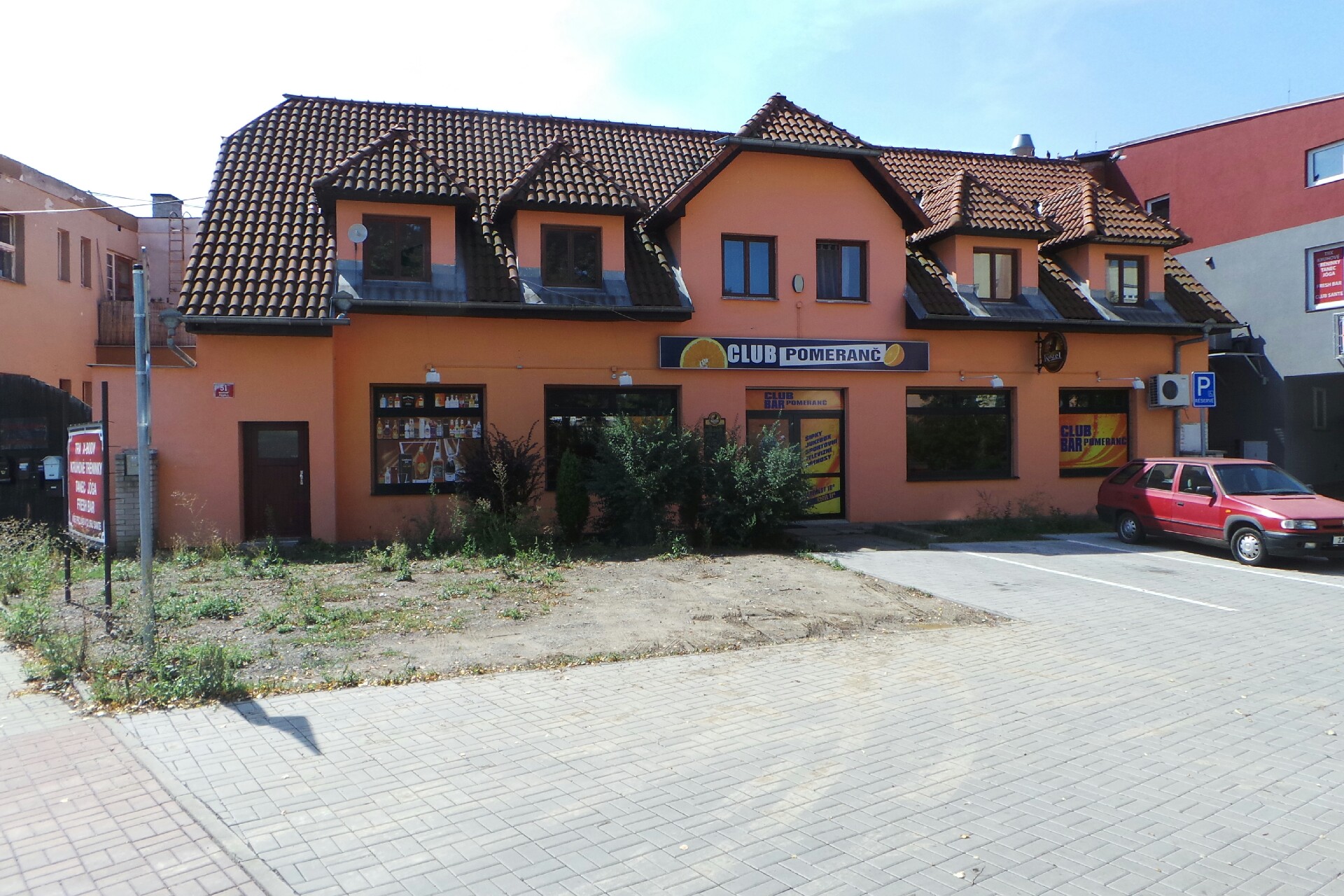 Club Bar Pomeranč