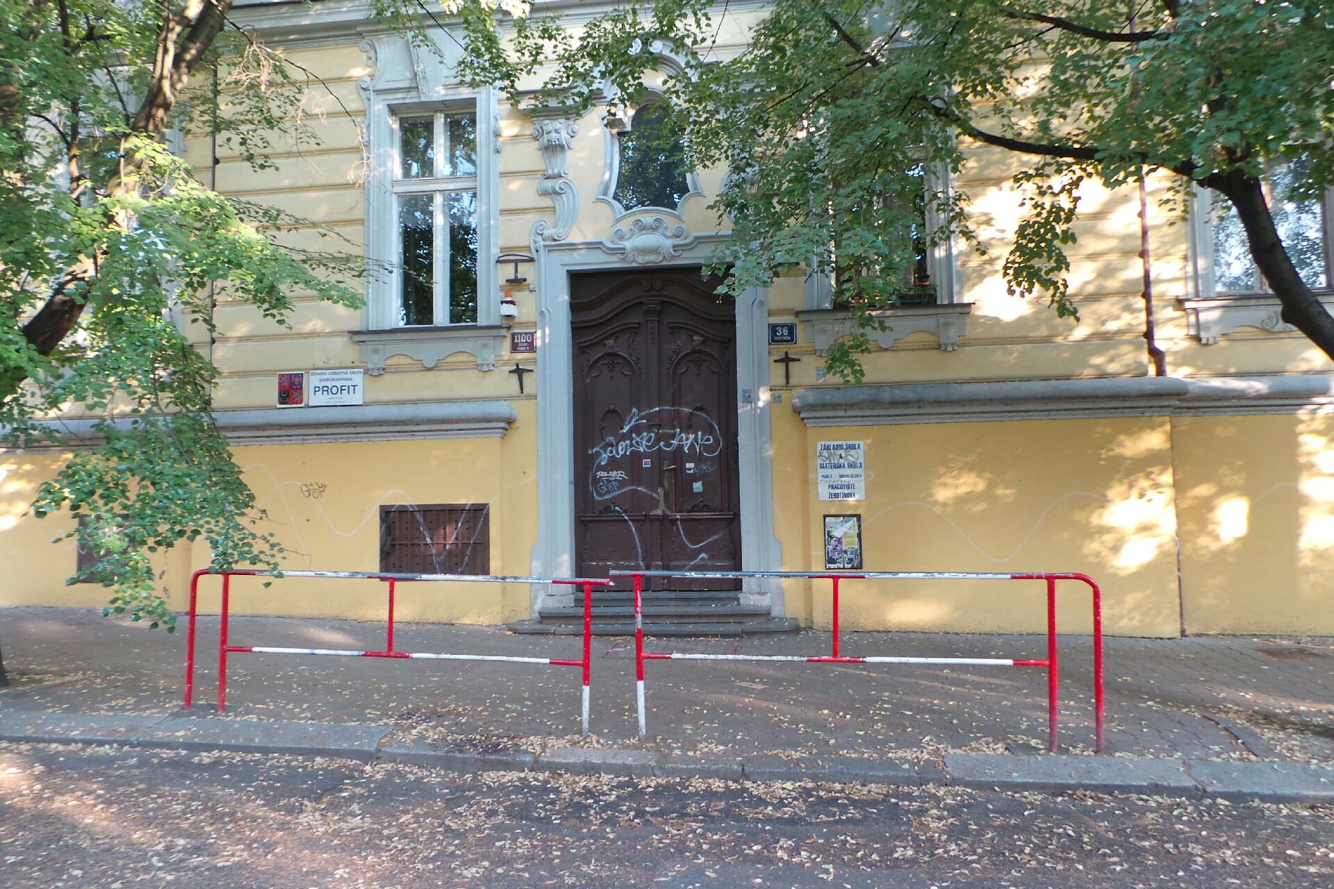 Základní škola a mateřská škola, Praha 3, Chelčického 43/2614