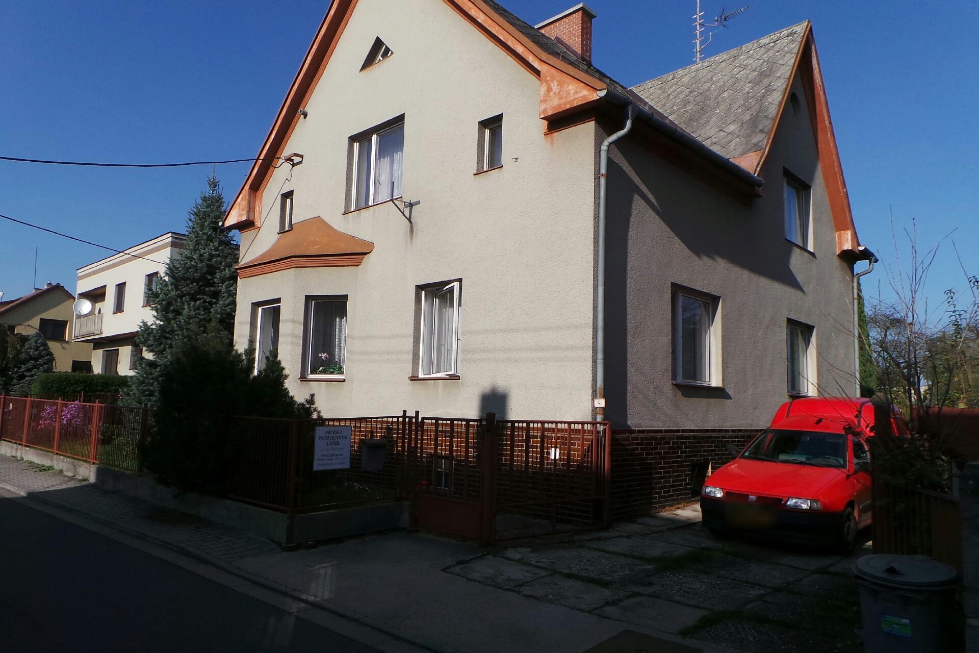 Jana Ploticová - potahové látky foto 1