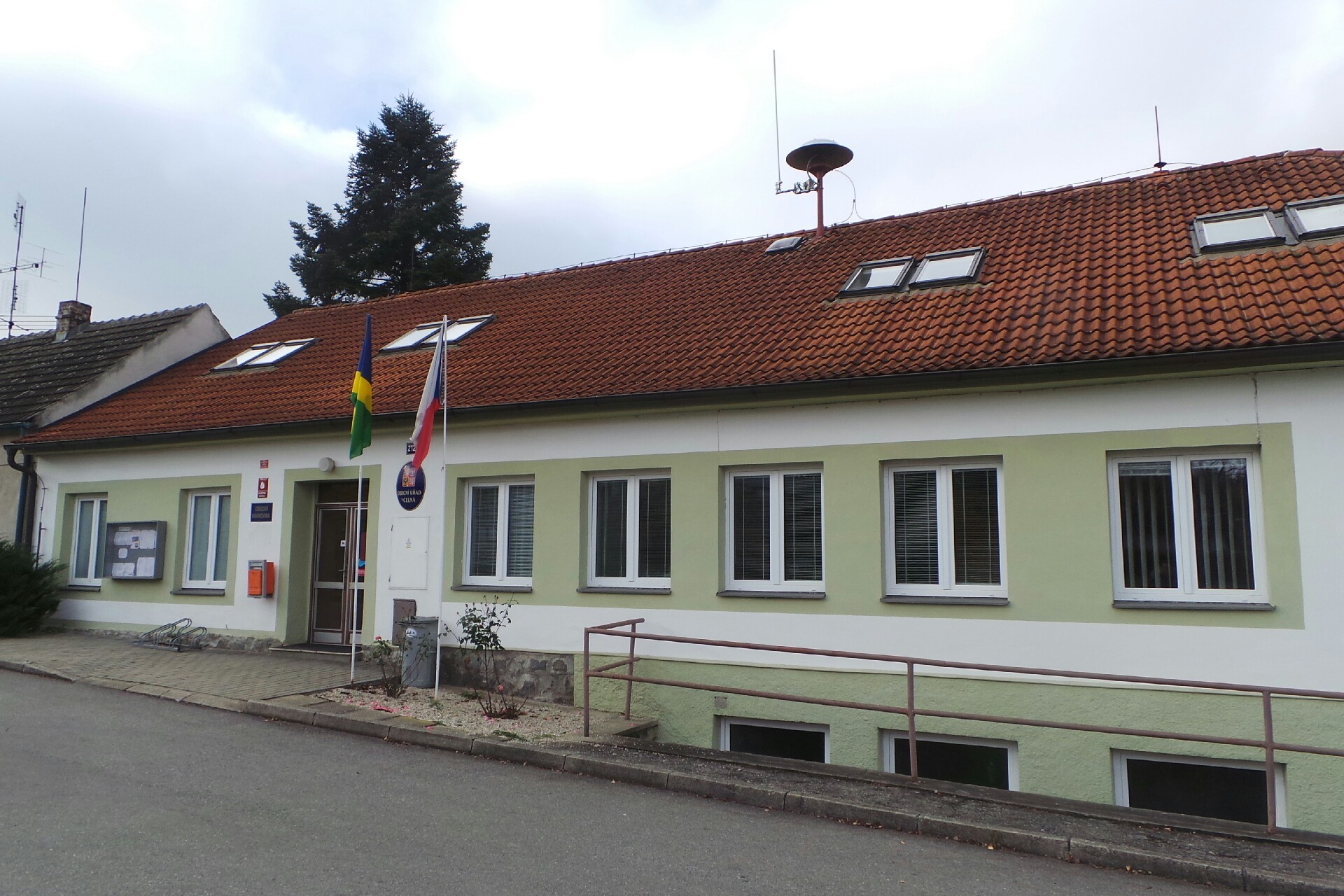 Obecní knihovna Včelná