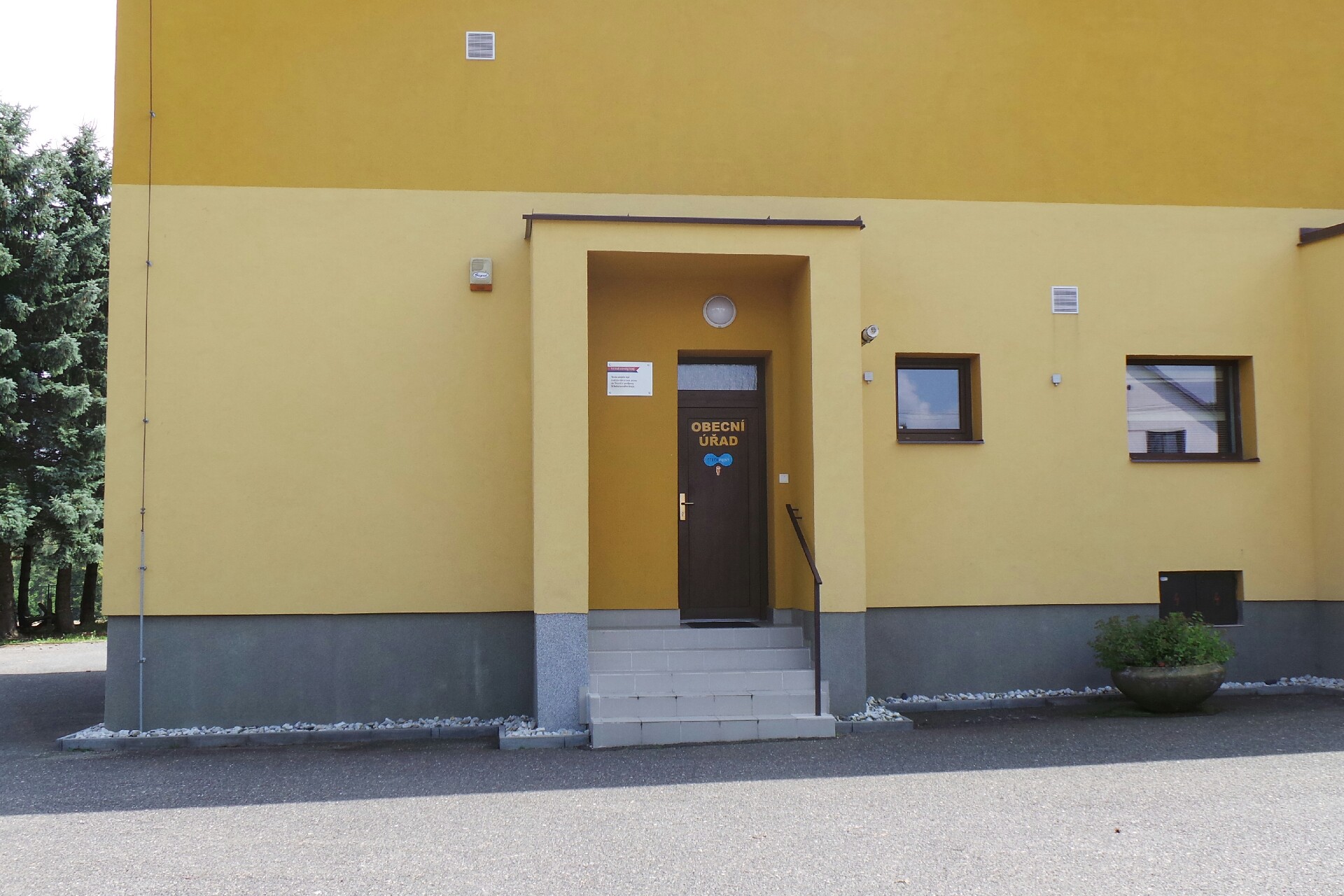 Lhota u Příbramě - obecní úřad