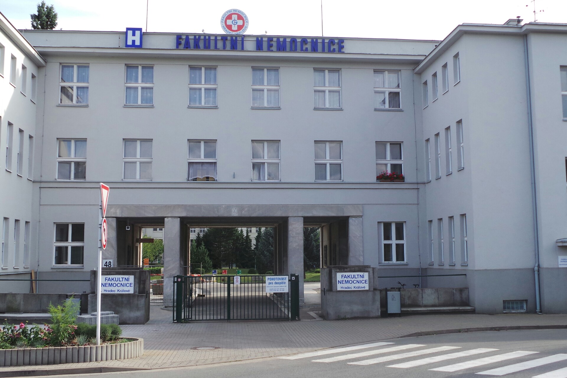 Oddělení cévní chirurgie - Fakultní nemocnice Hradec Králové