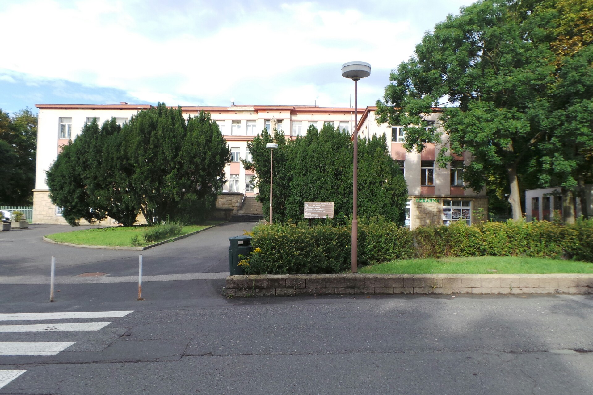 MUDr. Anna Briestenská