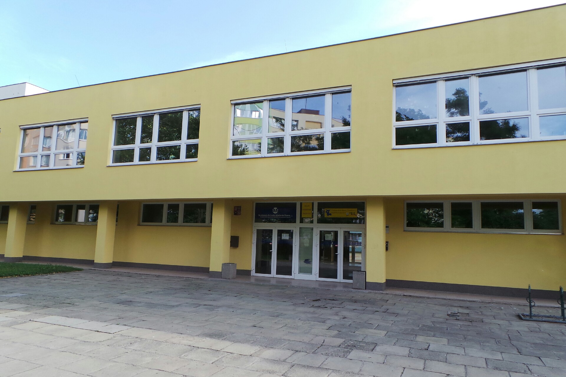 ZŠ Opava, Šrámkova