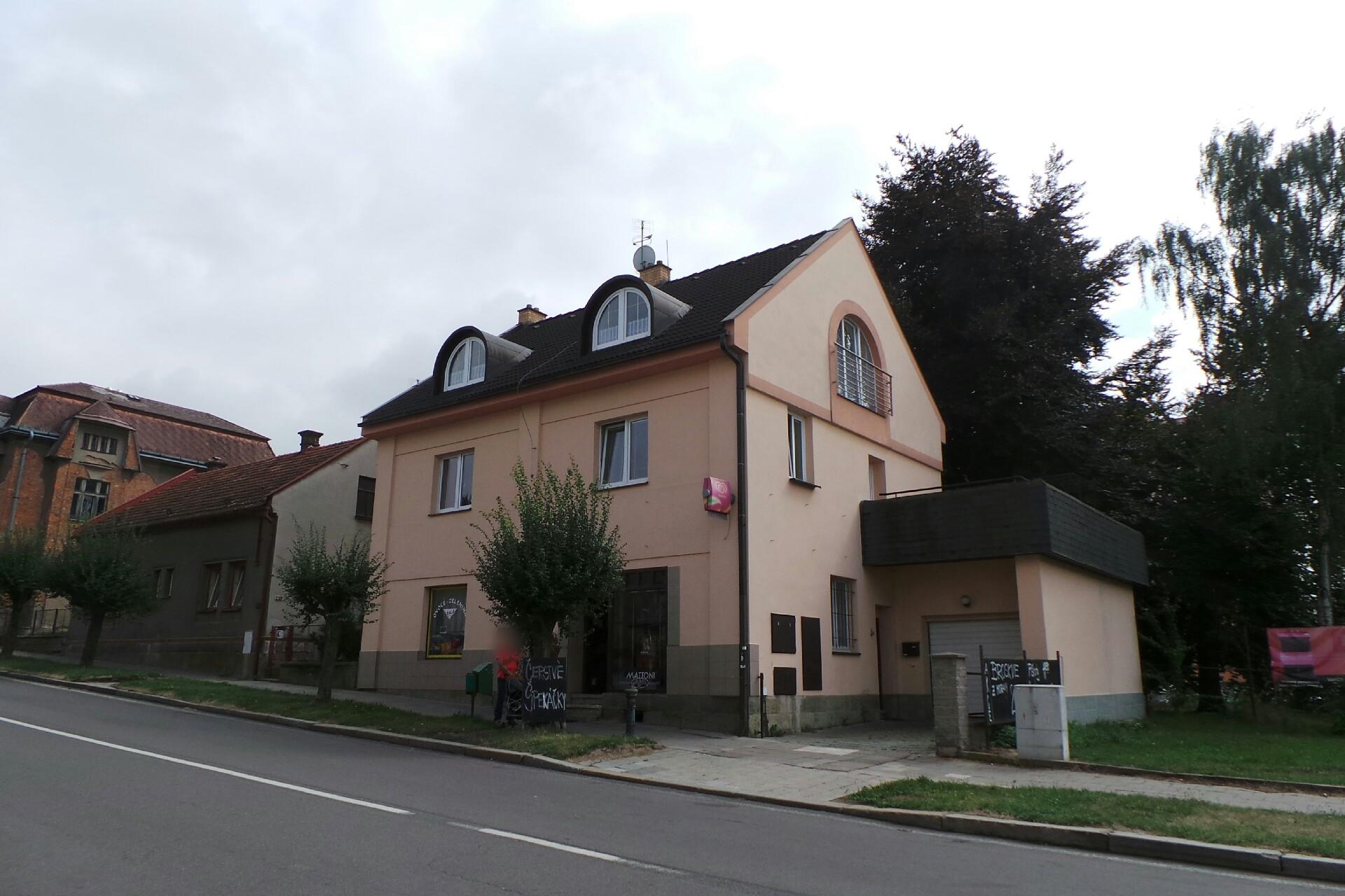 Nehtový salón Laura