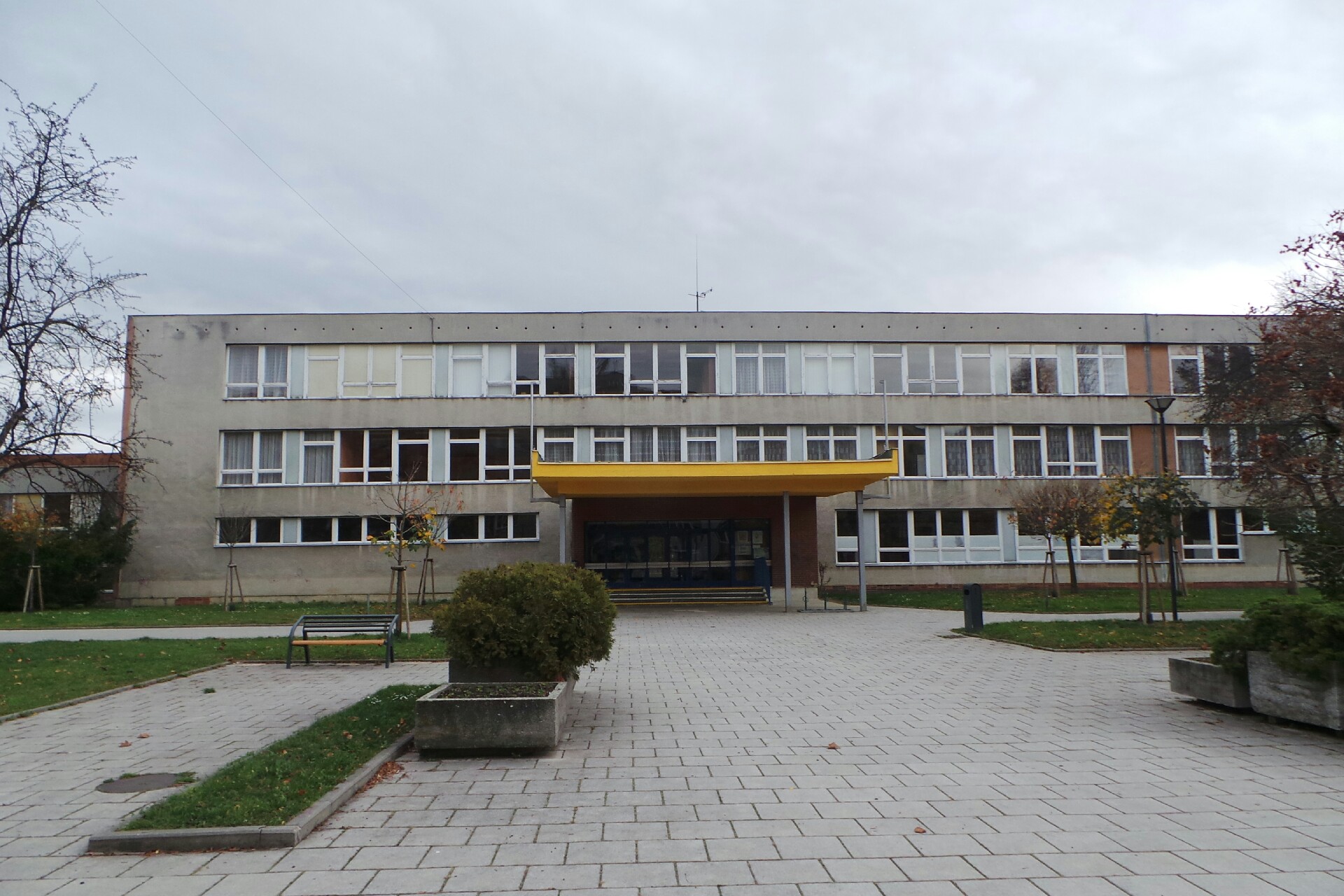 Základní škola Opava, Edvarda Beneše 2 foto 2