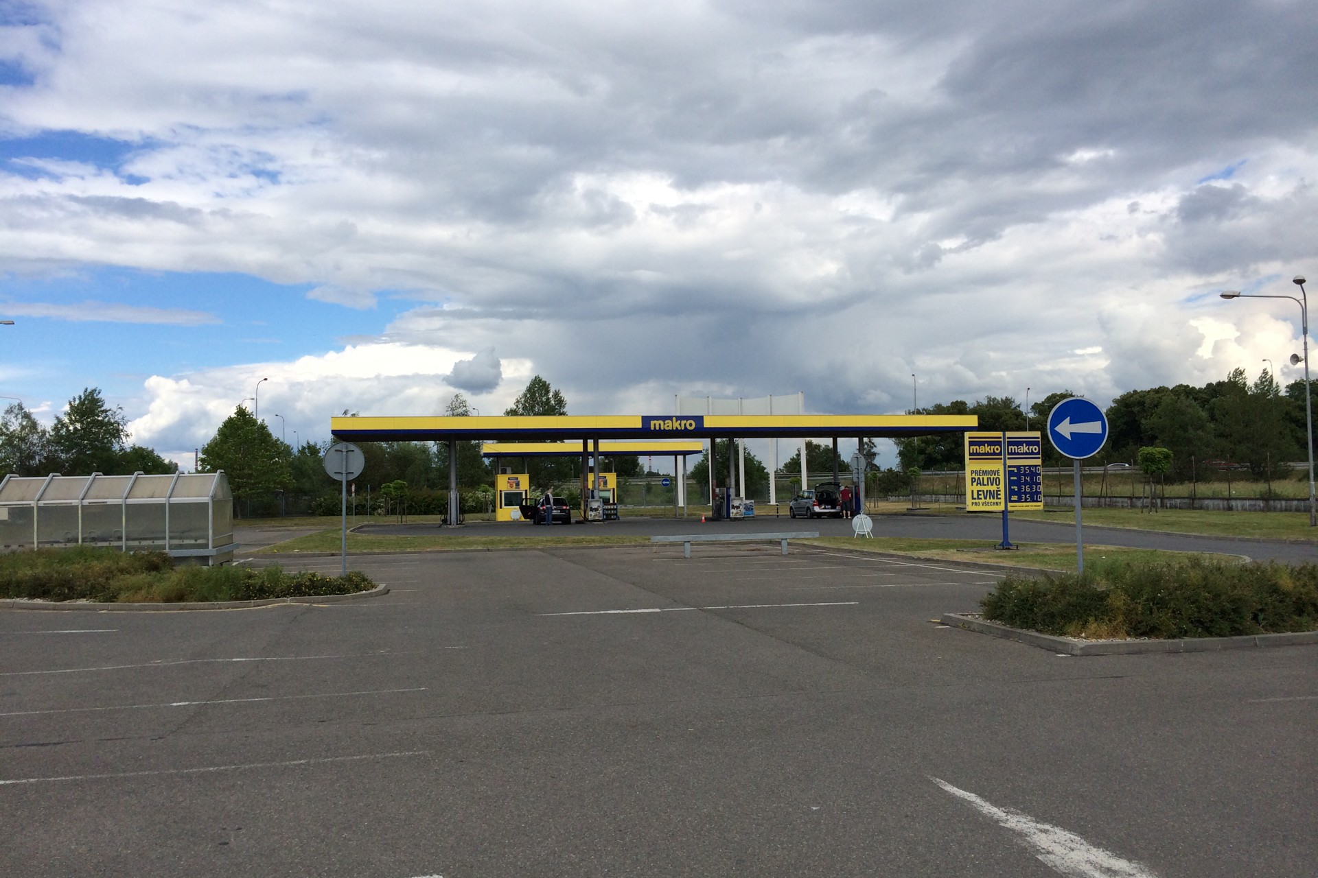 MAKRO Čerpací stanice