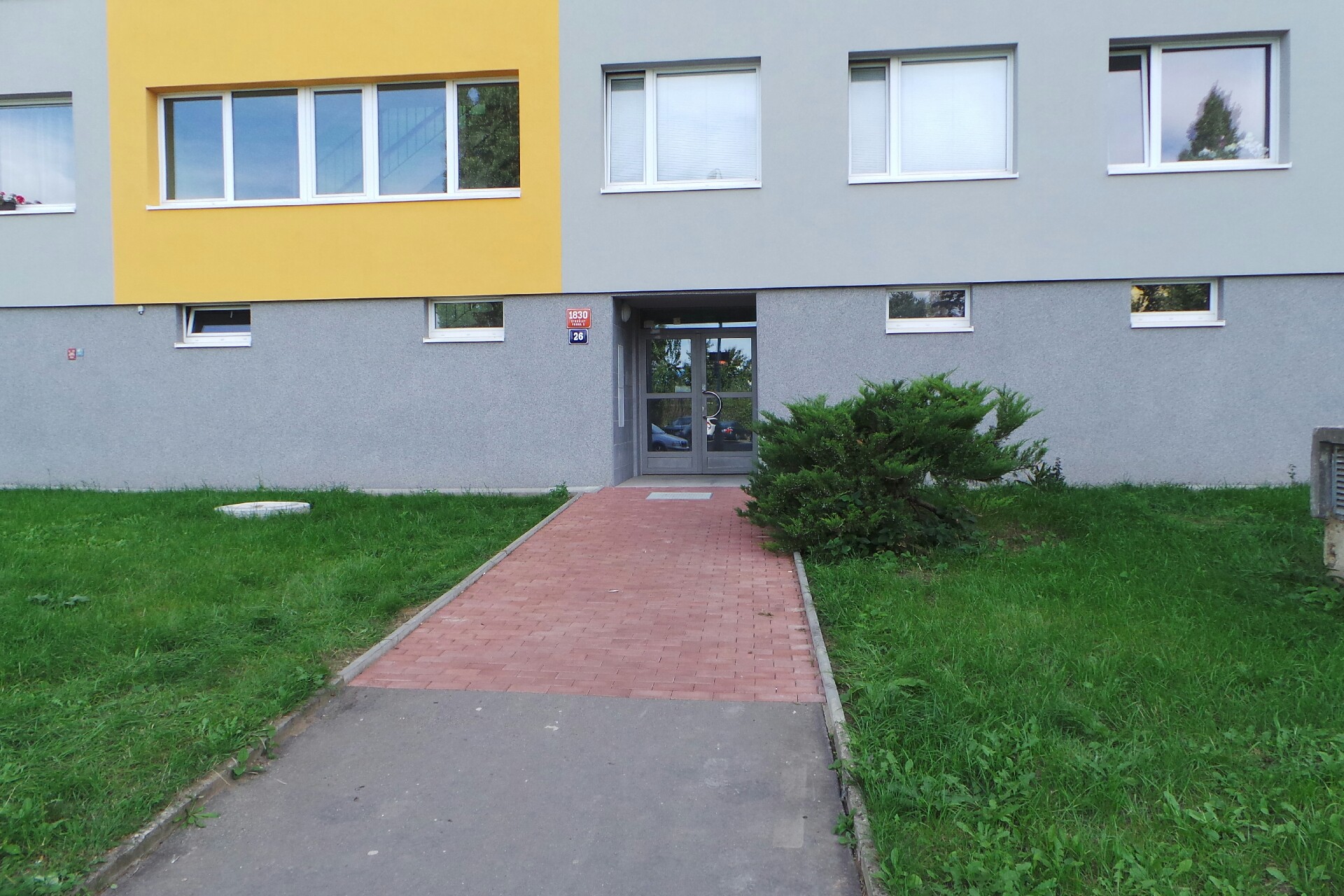 MORAVIA CONTACT, spol. s r.o.