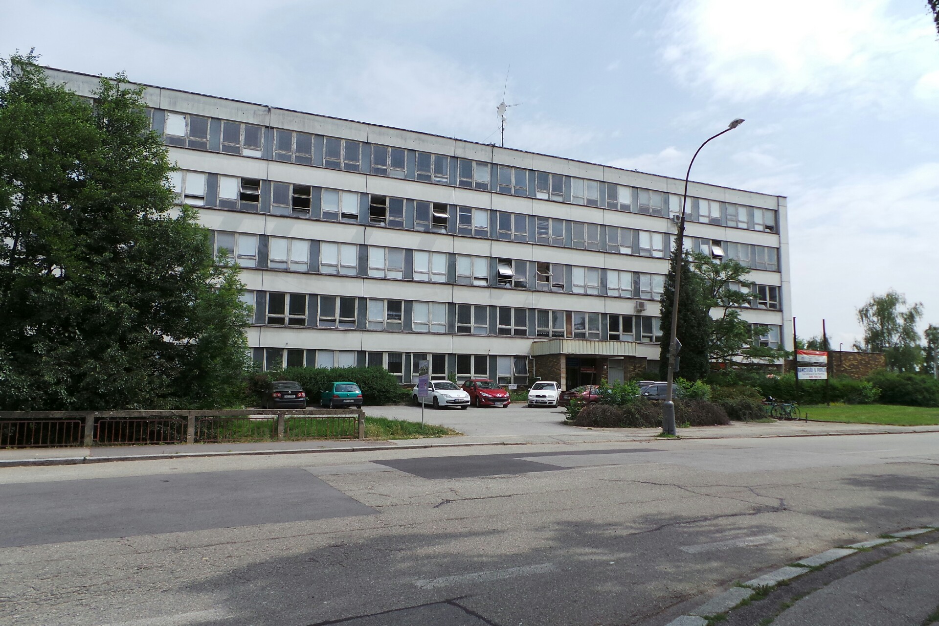 FML projektová a obchodní kancelář