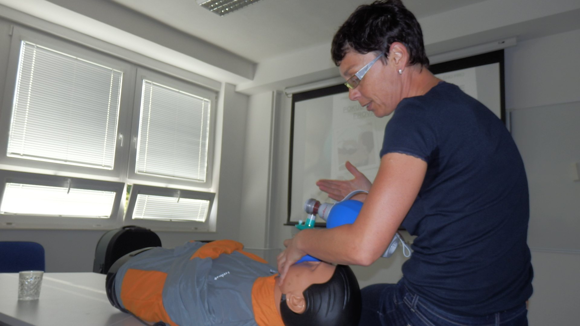 FIRST-AID foto 4