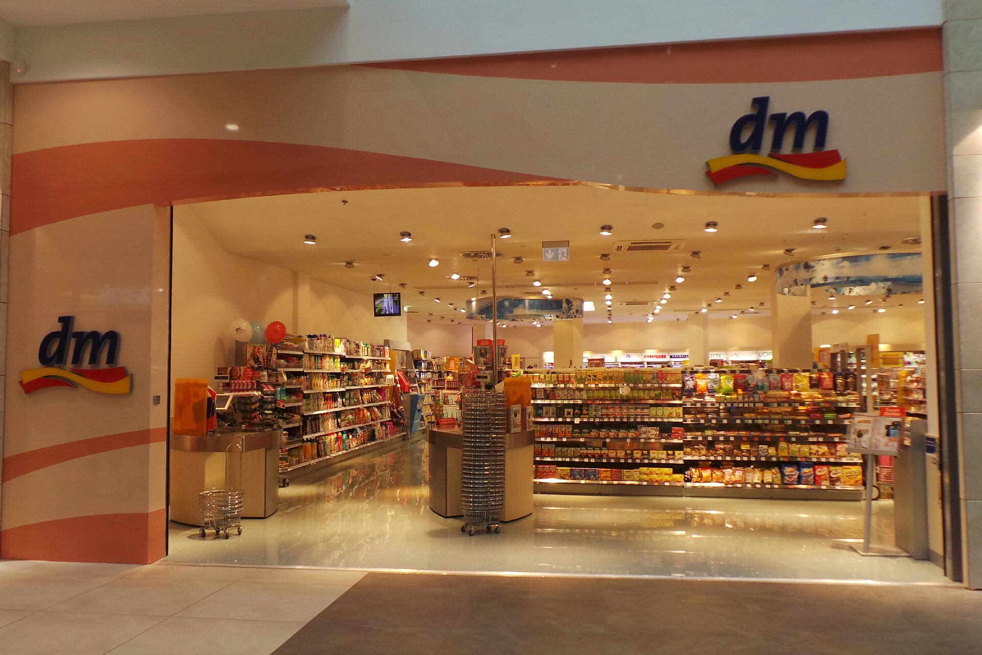 dm drogerie markt s.r.o.